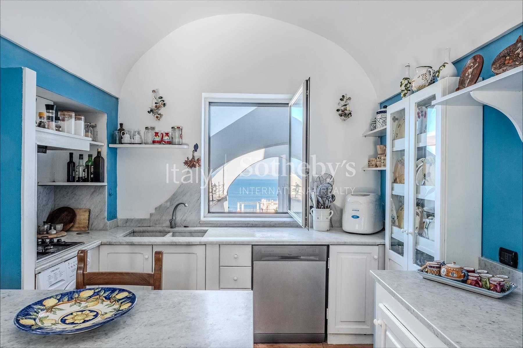 Casa indipendente in edificio storico del XIV secolo, in vendita, Capri | Sotheby’s Realty Italy - 6