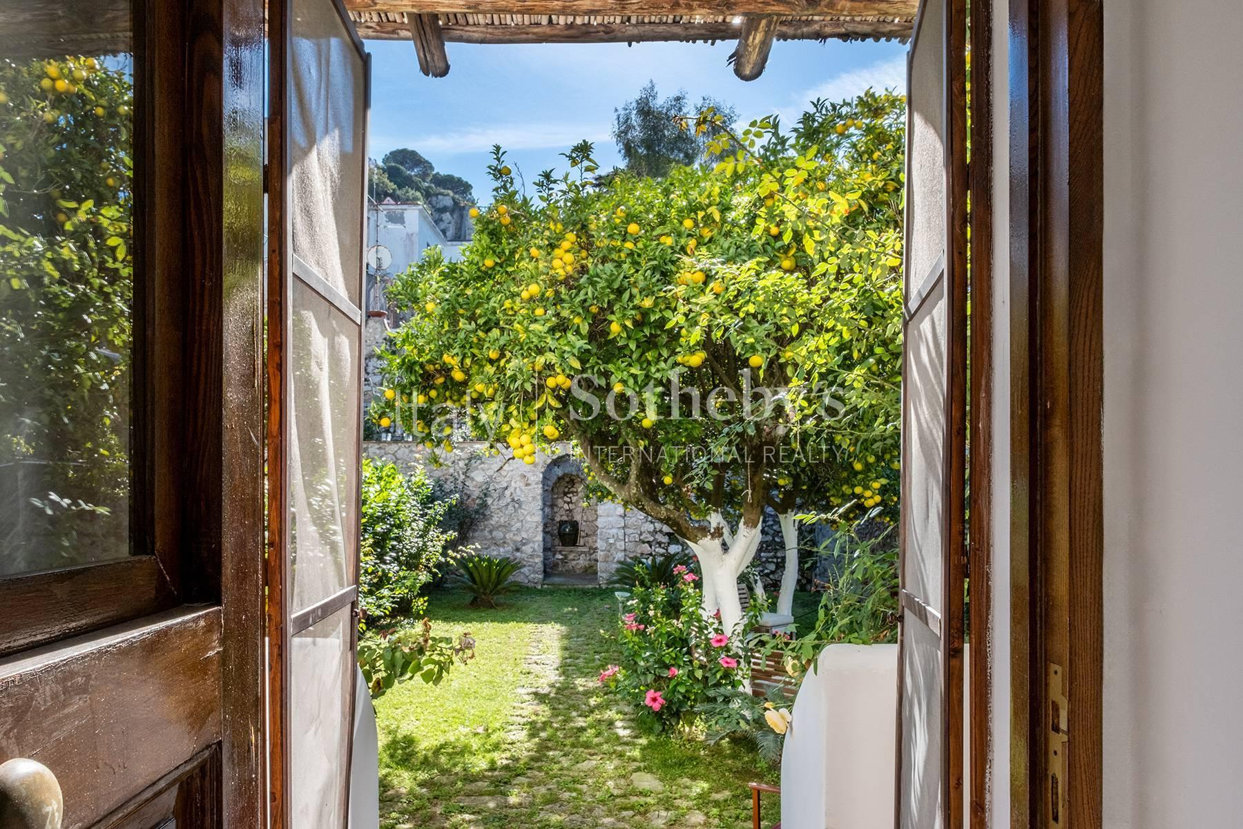 Casa indipendente in edificio storico del XIV secolo, in vendita, Capri | Sotheby’s Realty Italy - 8