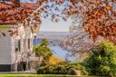 Villa con Vista Lago e Dettagli firmati Gio Ponti, in vendita, Massino Visconti | Sotheby’s Realty Italy - 1