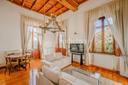 Elegante appartamento in villa d'epoca sul Lago Maggiore, in affitto, Arona | Sotheby’s Realty Italy - 4