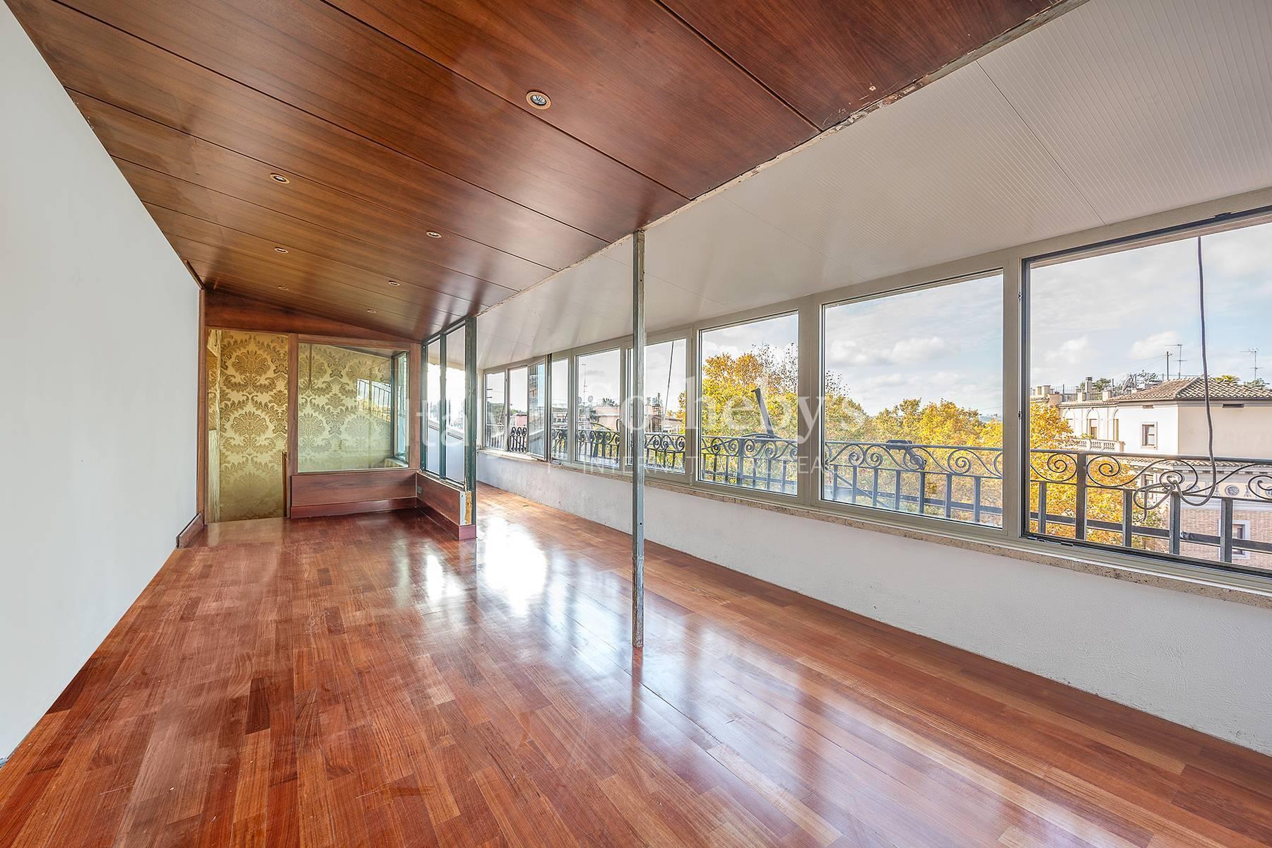 Meraviglioso attico con superattico a Villa Borghese, in vendita, Roma | Sotheby’s Realty Italy - 12