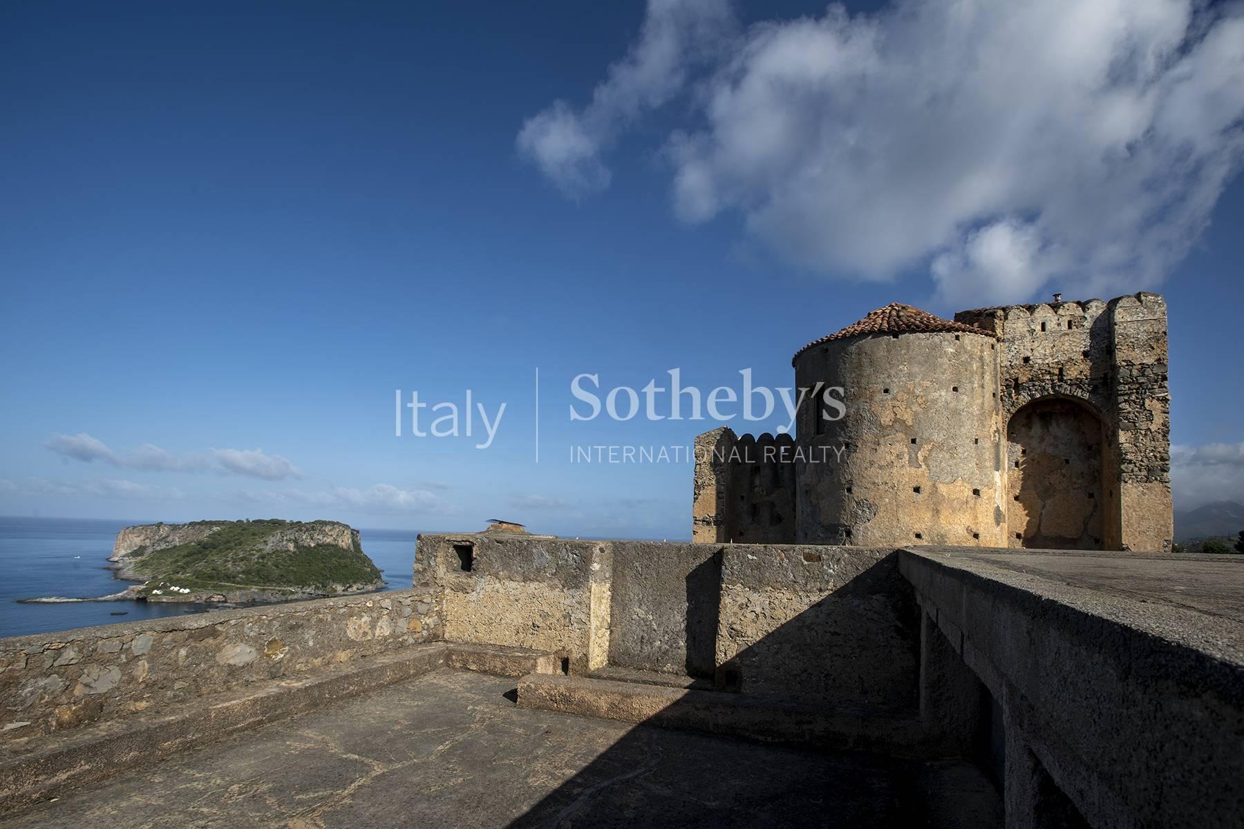 Fortezza normanna sul mare della Calabria, in vendita, Praia a Mare | Sotheby’s Realty Italy - 5