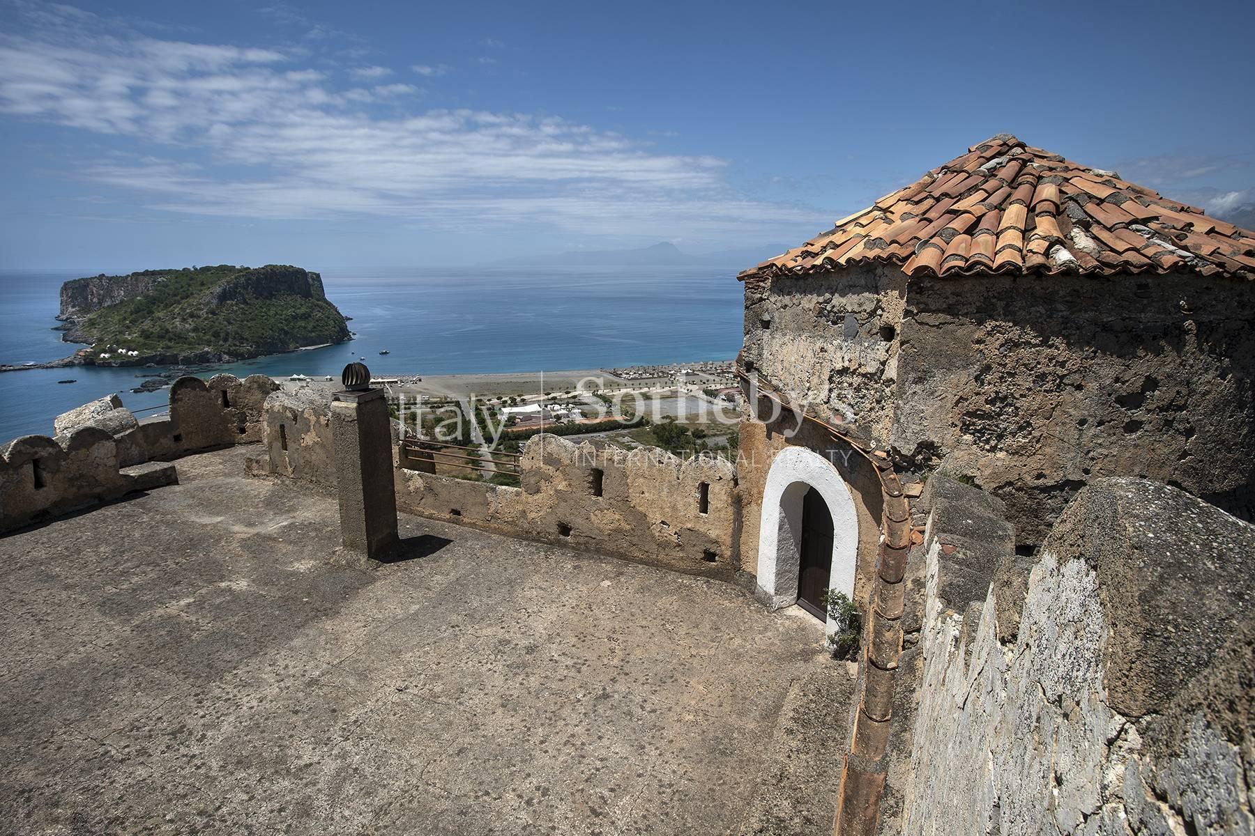 Fortezza normanna sul mare della Calabria, in vendita, Praia a Mare | Sotheby’s Realty Italy - 9