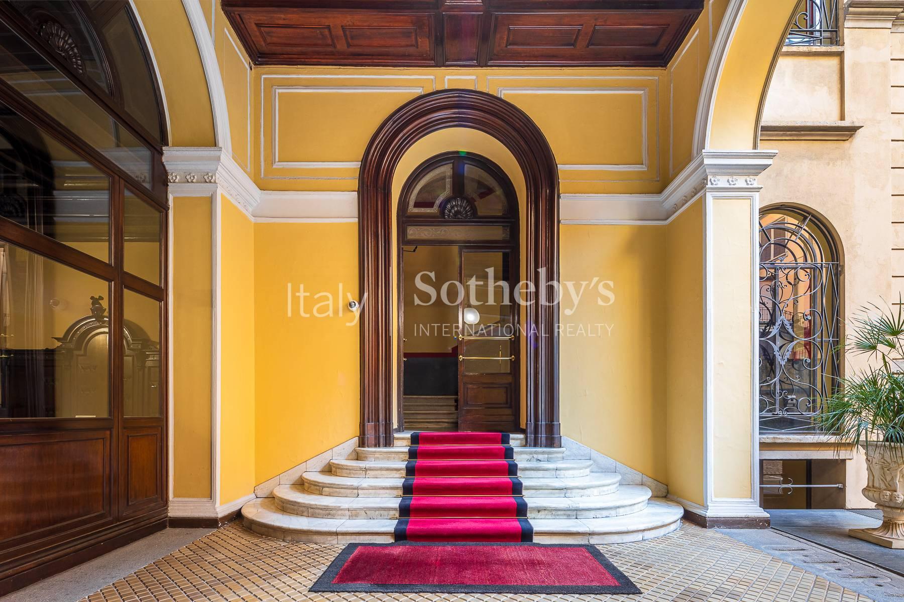 Attico di charme con vista su Piazza Castello, in vendita, Milano | Sotheby’s Realty Italy - 16