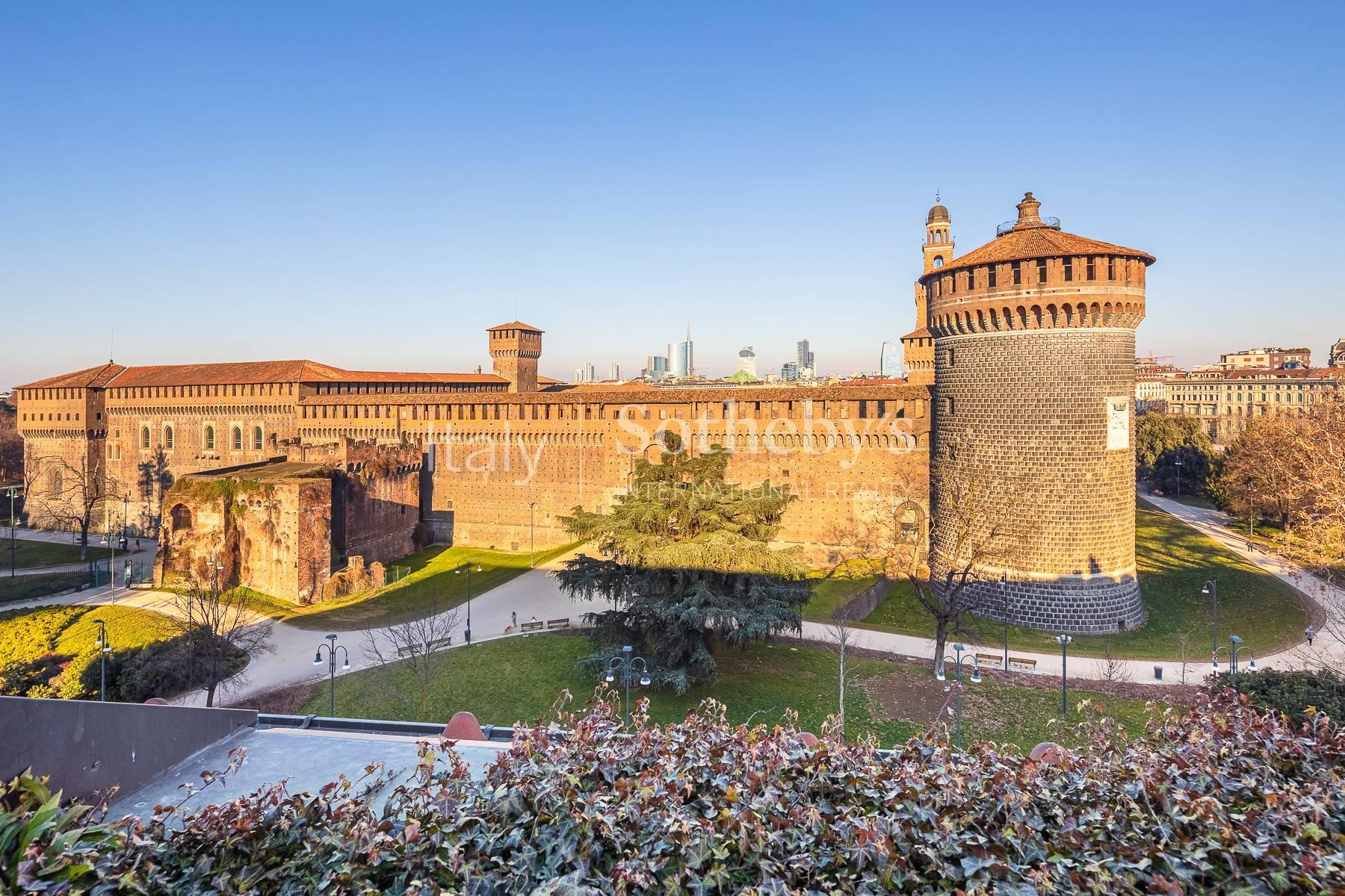 Attico di charme con vista su Piazza Castello, in vendita, Milano | Sotheby’s Realty Italy - 23