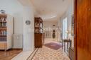 Luminoso appartamento ristrutturato in palazzo d'epoca, in vendita, Milano | Sotheby’s Realty Italy - 13