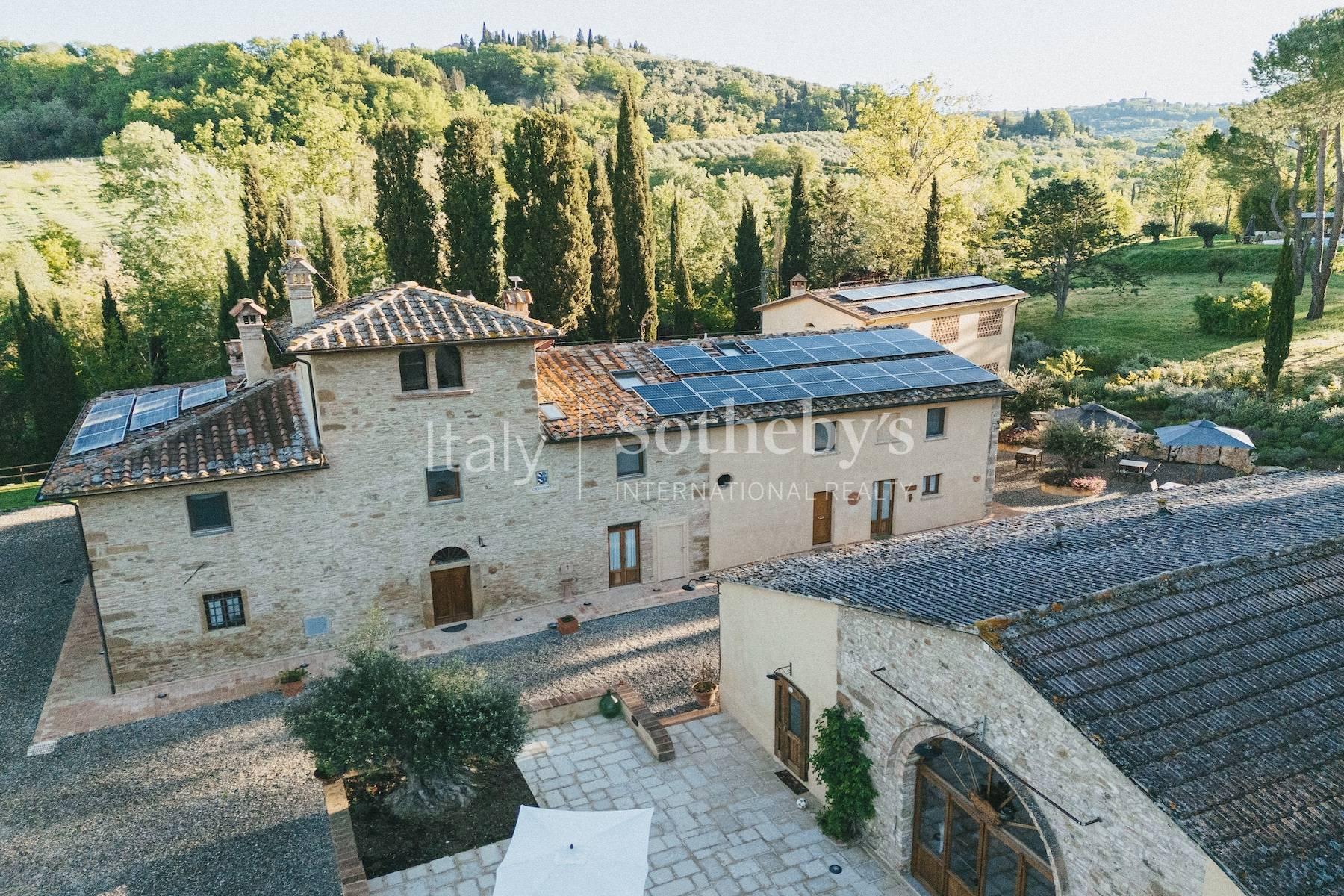 Piccolo borgo ristrutturato nel cuore del Chianti - 2