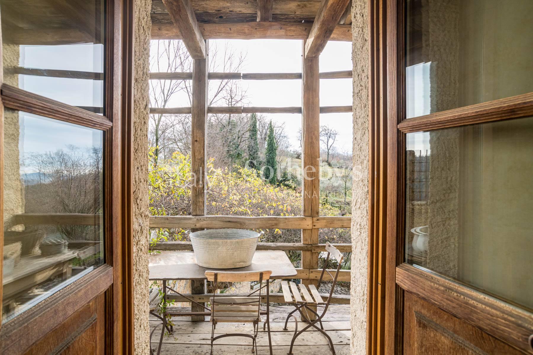 Affascinante casale immerso tra i vigneti, in vendita, Cenate Sopra | Sotheby’s Realty Italy - 12