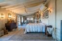 Affascinante casale immerso tra i vigneti, in vendita, Cenate Sopra | Sotheby’s Realty Italy - 24