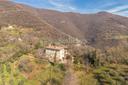 Affascinante casale immerso tra i vigneti, in vendita, Cenate Sopra | Sotheby’s Realty Italy - 3