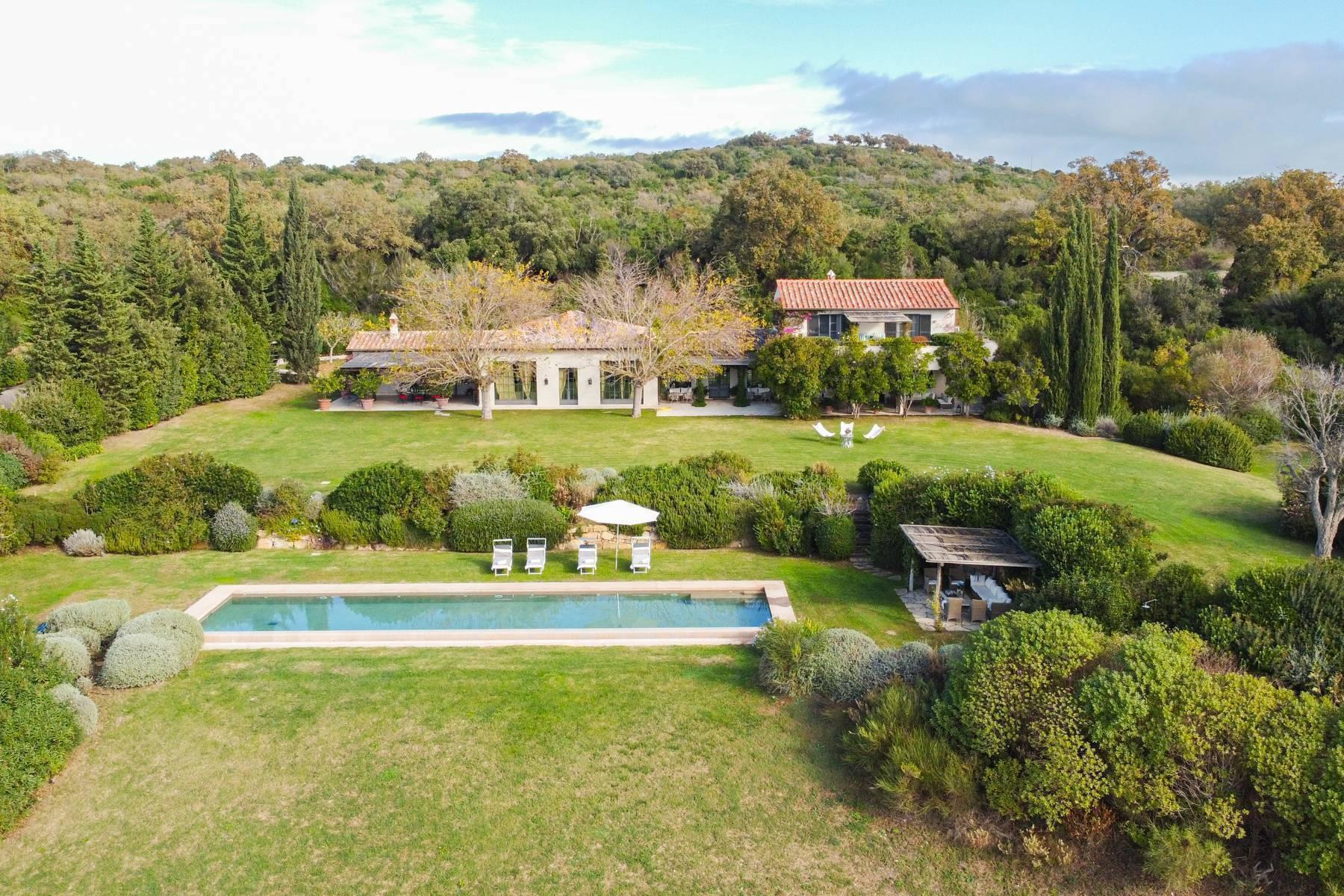 Villa di design a Capalbio con piscina e vista sul mare - 1