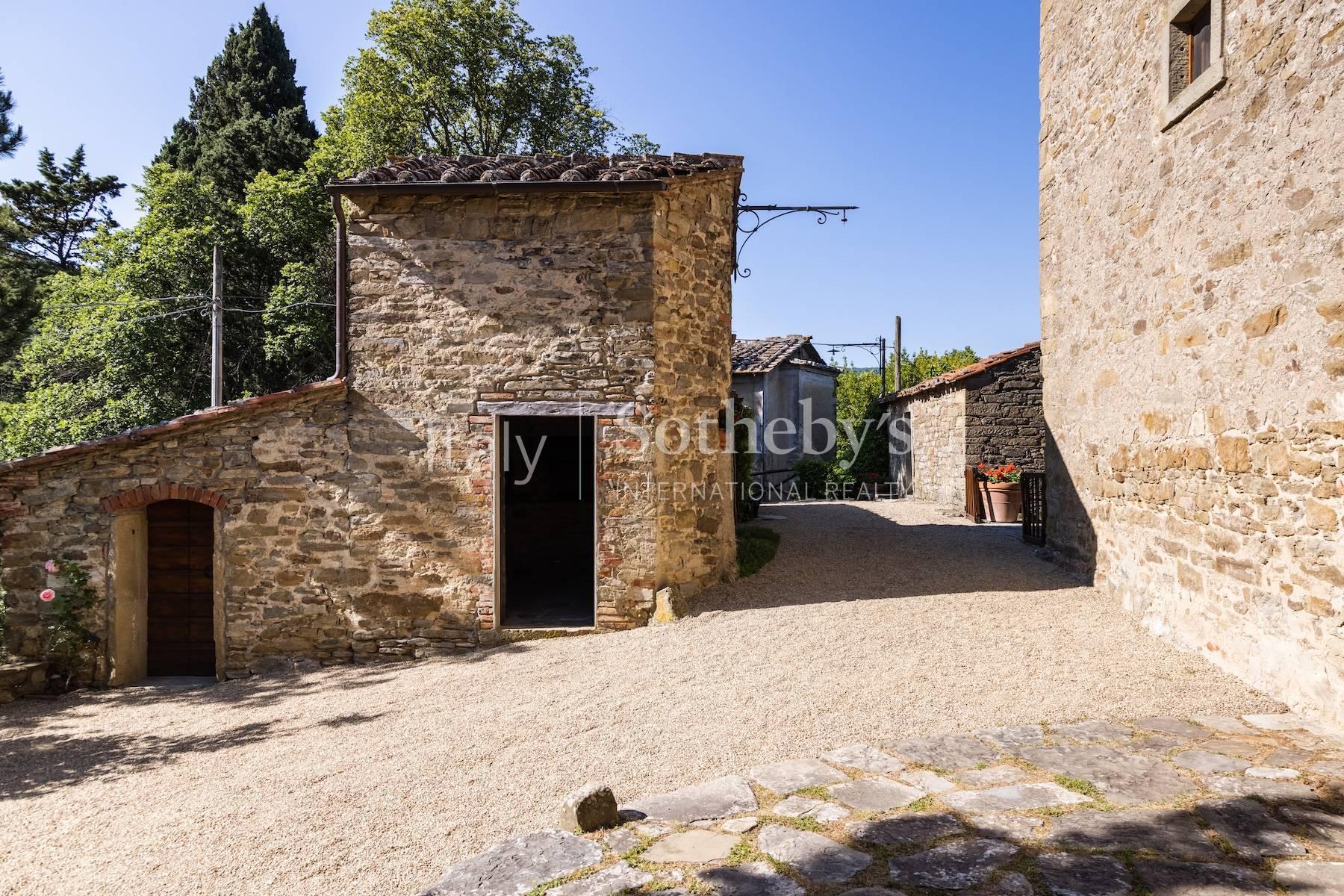 Incantevole borgo con chiesa nelle colline di Castiglion Fiorentino, in vendita, Castiglion Fiorentino | Sotheby’s Realty Italy - 26