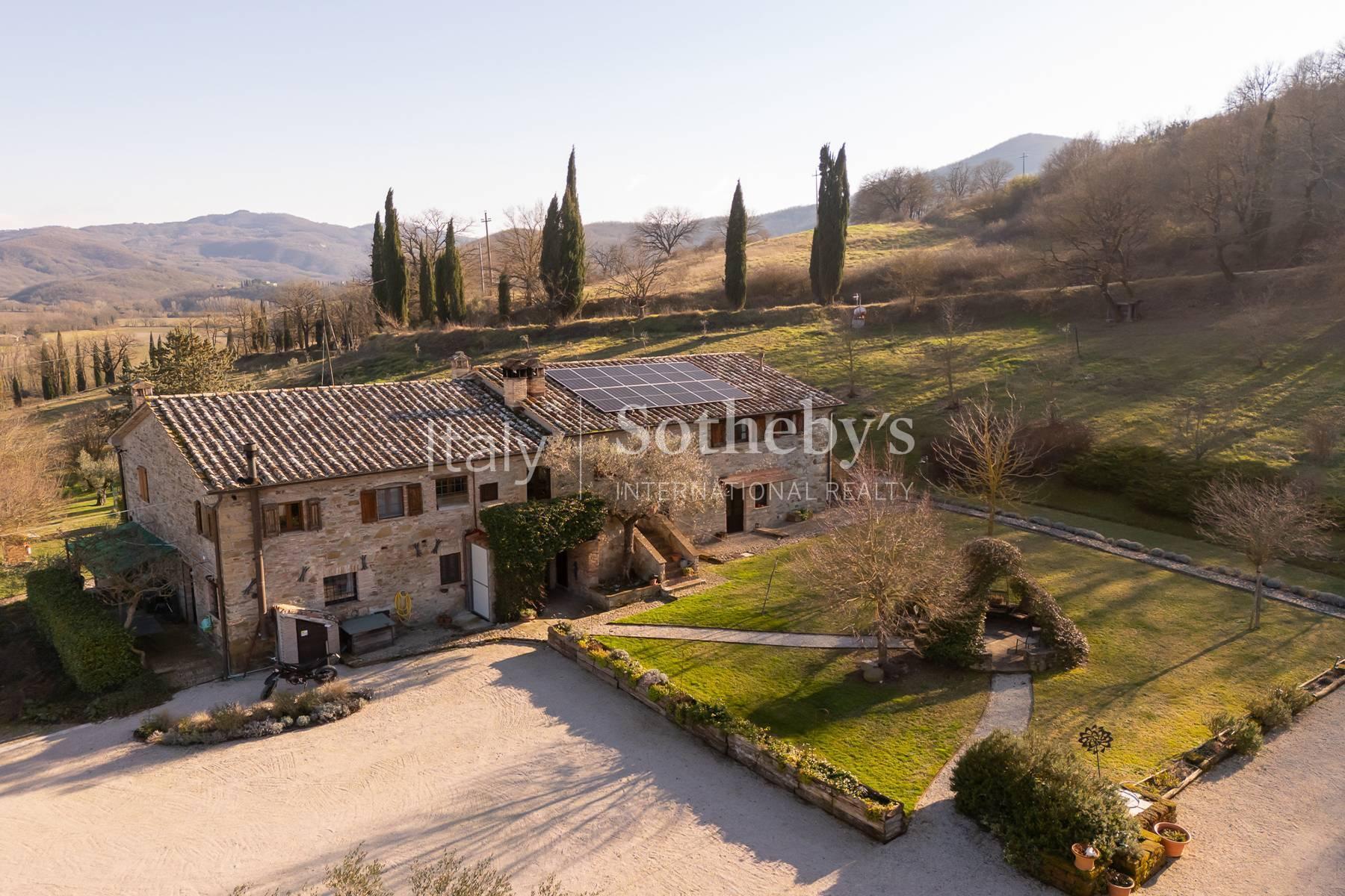 Niccone, Incantevole Casale d'epoca con locanda e piscina, in vendita, Umbertide | Sotheby’s Realty Italy - 3