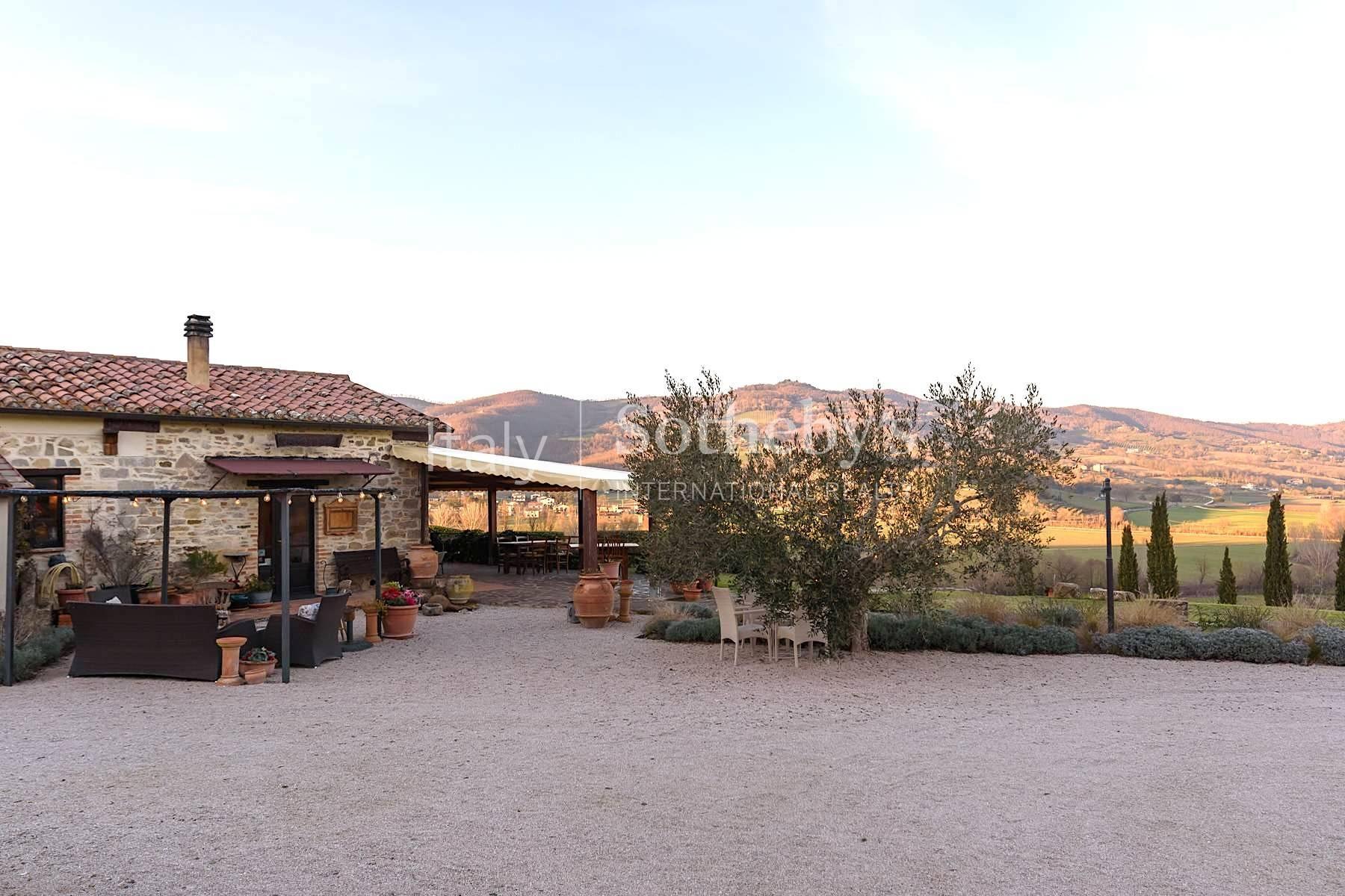Niccone, Incantevole Casale d'epoca con locanda e piscina, in vendita, Umbertide | Sotheby’s Realty Italy - 7