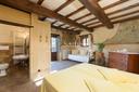Niccone, Incantevole Casale d'epoca con locanda e piscina, in vendita, Umbertide | Sotheby’s Realty Italy - 9