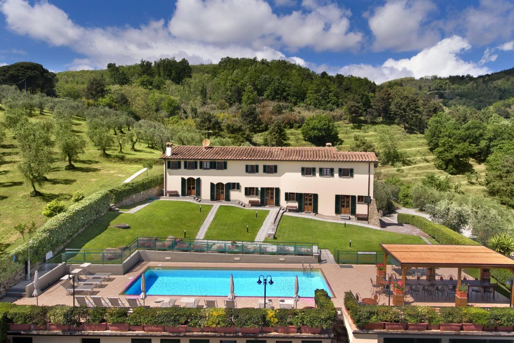 Esclusiva villa con piscina nel cuore della Toscana - 1