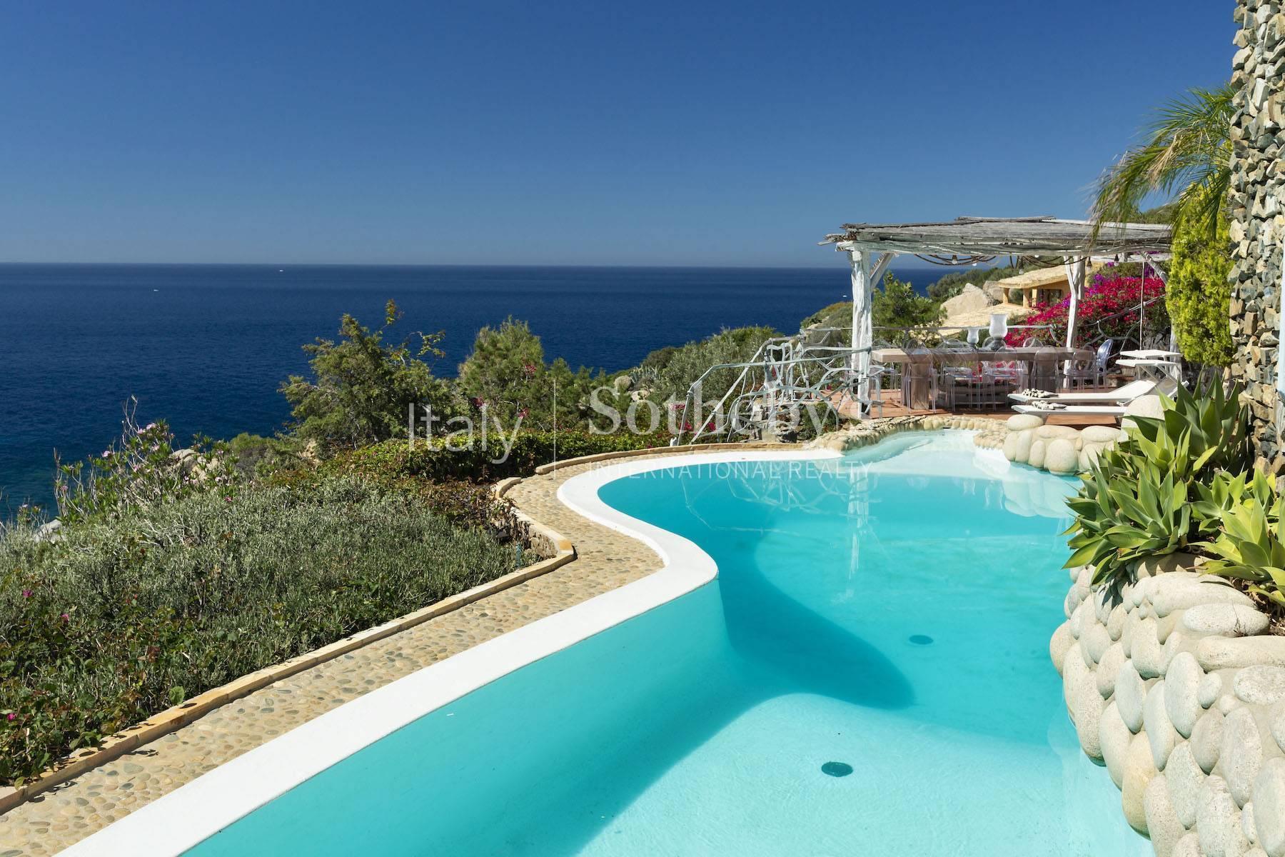 Villa with breathtaking views in the south of Sardinia - 2