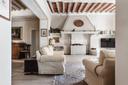 Incantevole dimora storica nella campagna pisana, in vendita, Crespina Lorenzana | Sotheby’s Realty Italy - 5