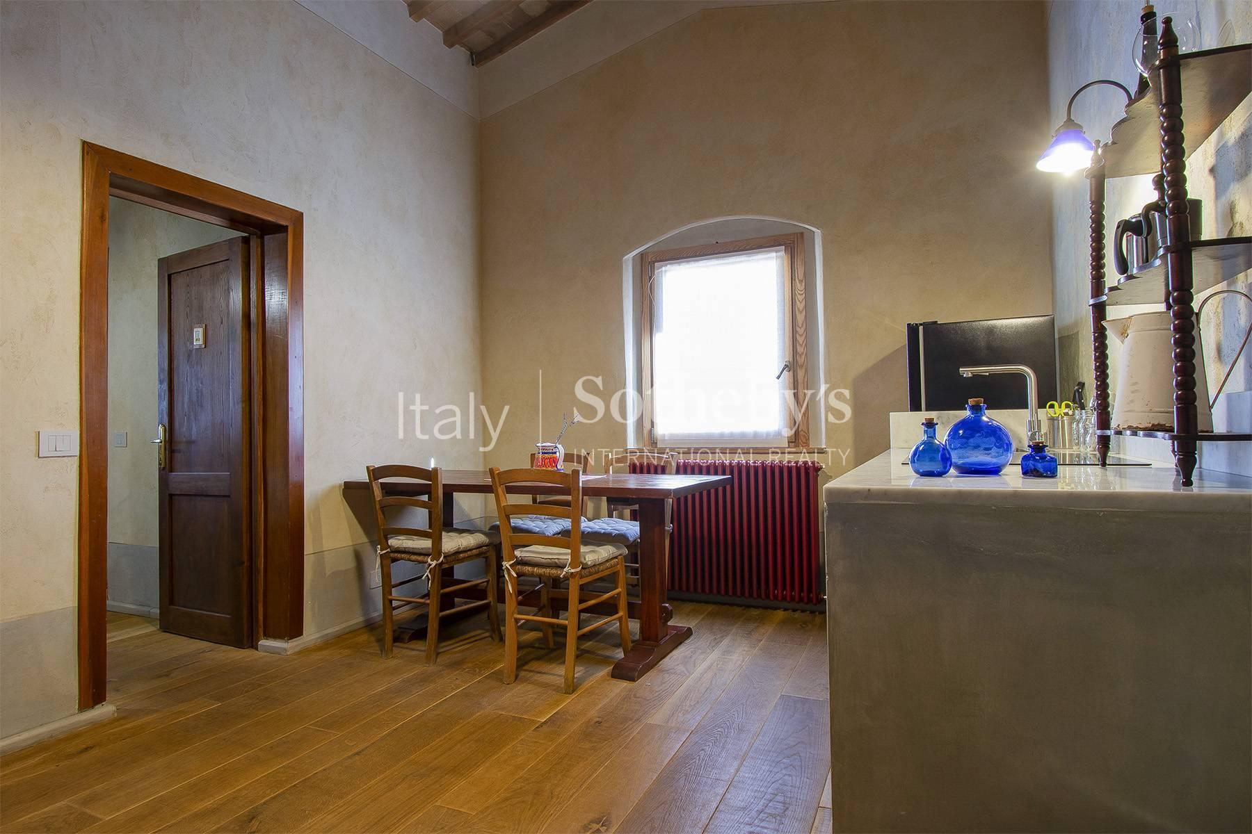 Piccolo borgo ristrutturato nel cuore del Chianti - 6