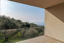 Splendida villa con vista sul Lago di Garda e piscina a sfioro, in vendita, Torri del Benaco | Sotheby’s Realty Italy - 17