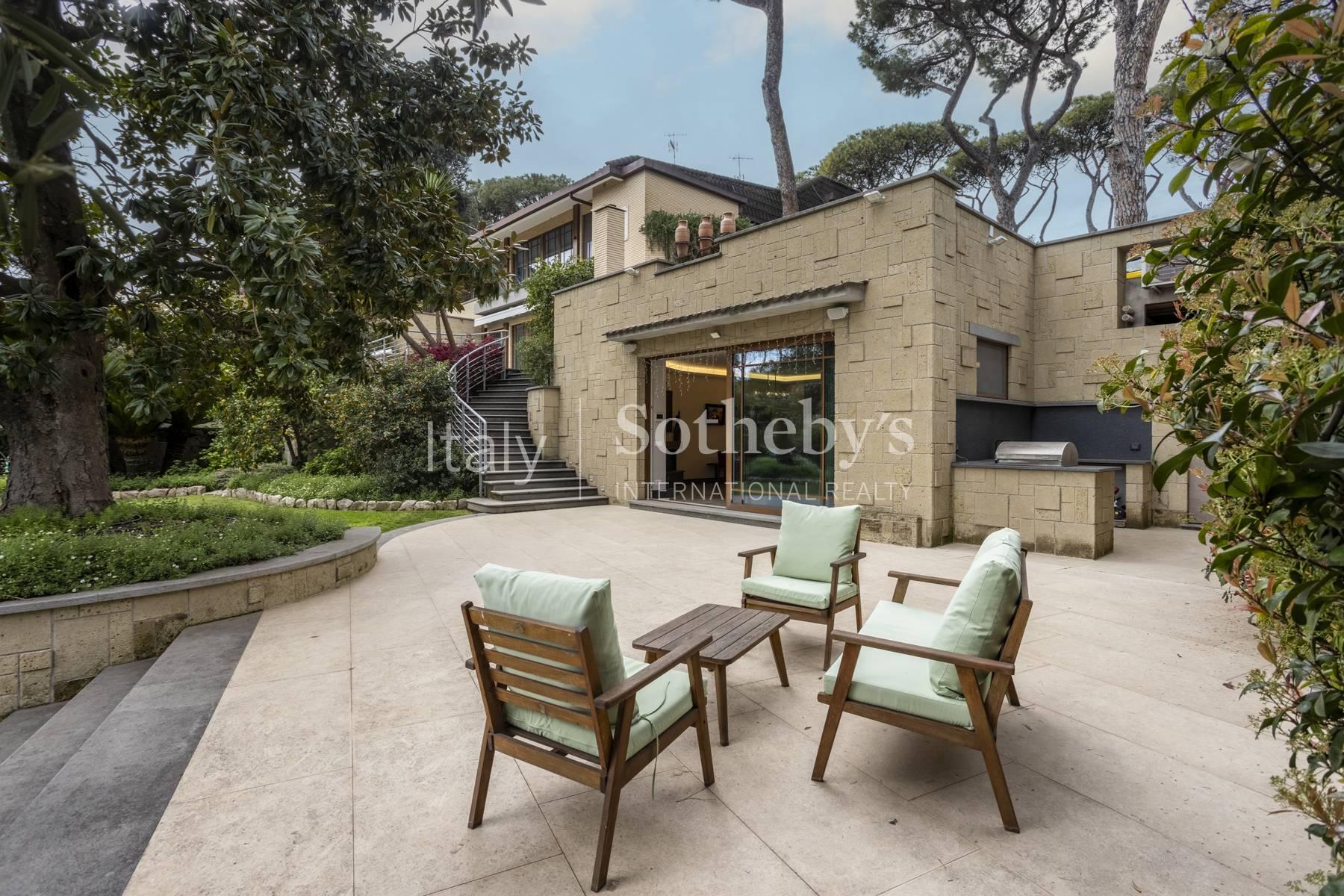 Elegante villa con terrazze e giardino nel quartiere EUR, in vendita, Roma | Sotheby’s Realty Italy - 23