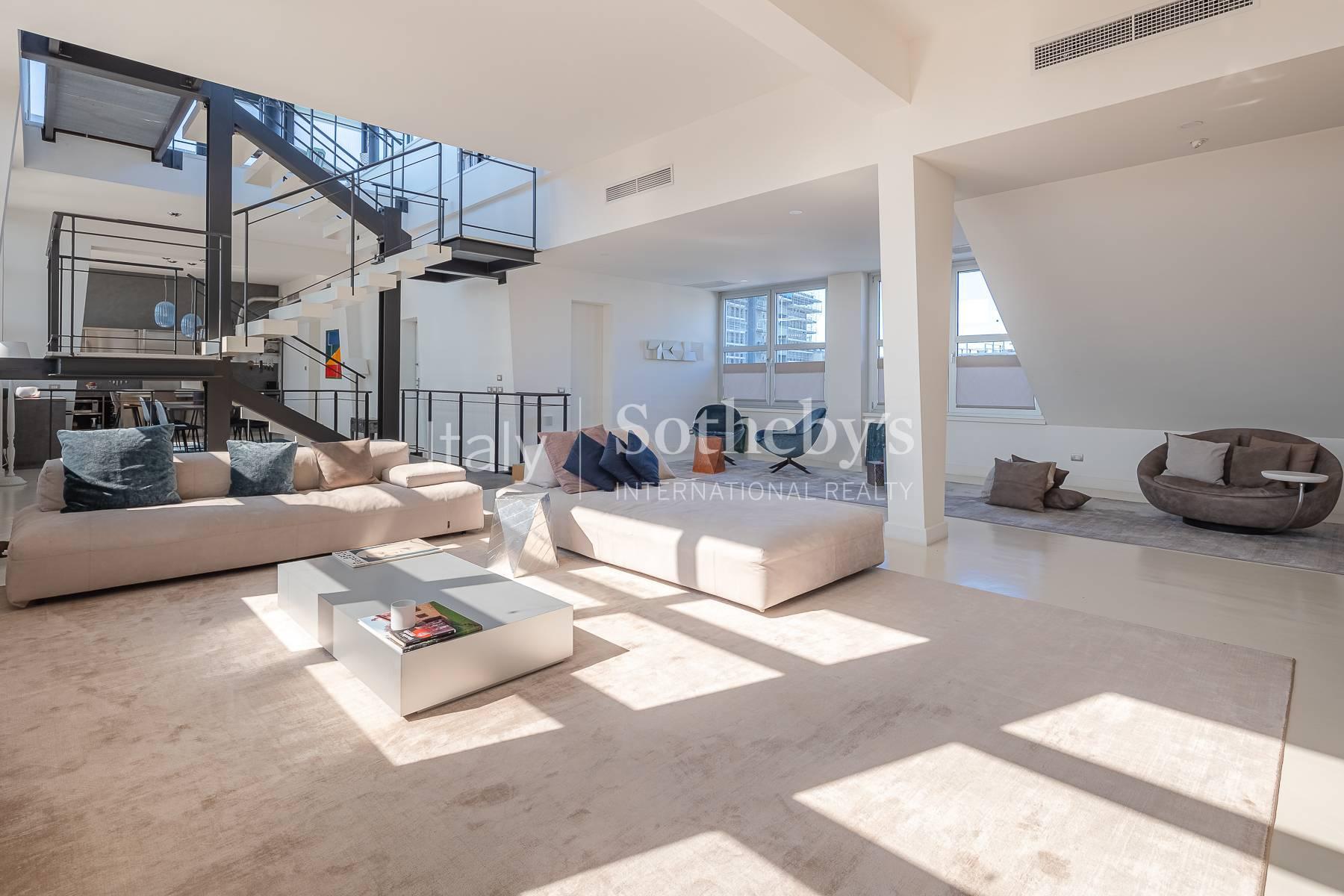 Attico su tre piani in stile New York con terrazzi, in vendita, Milano | Sotheby’s Realty Italy - 4