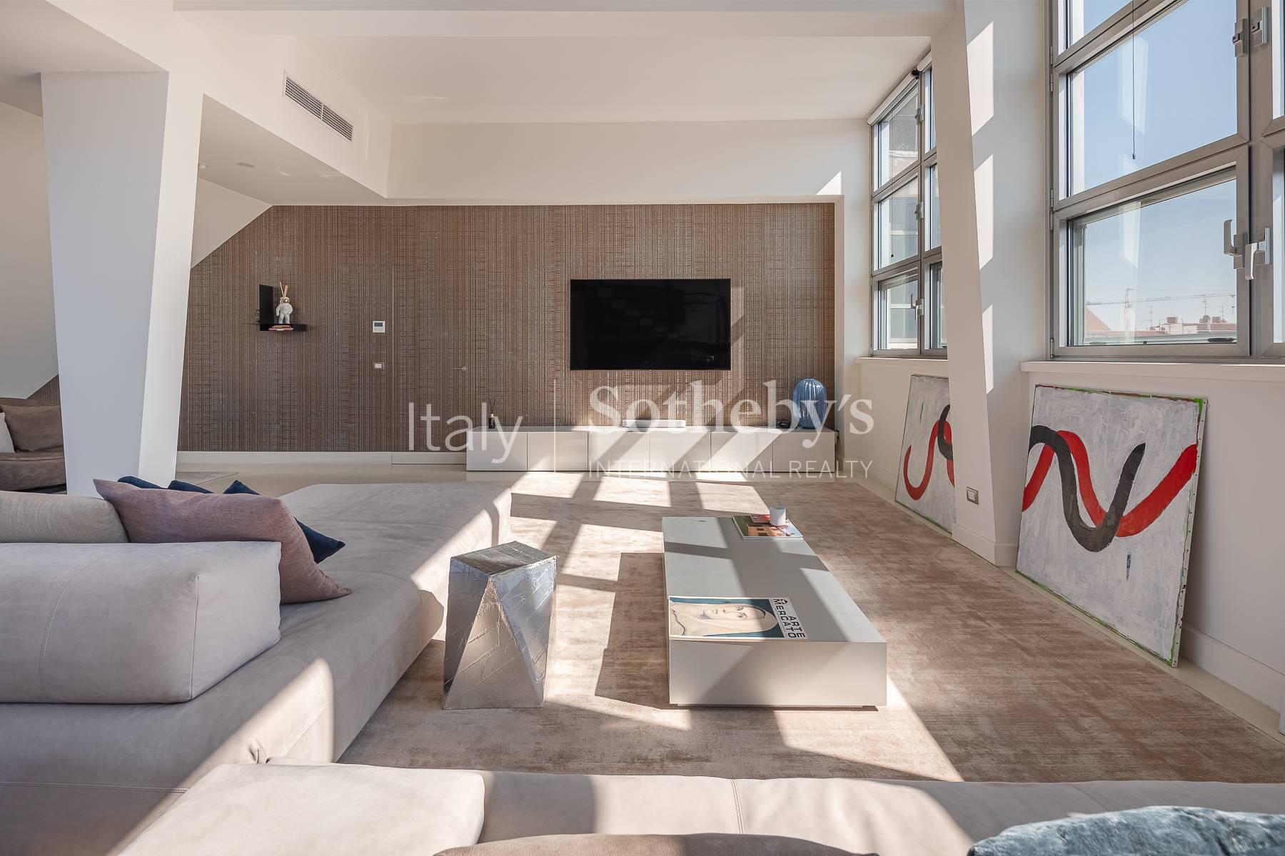 Attico su tre piani in stile New York con terrazzi, in vendita, Milano | Sotheby’s Realty Italy - 5