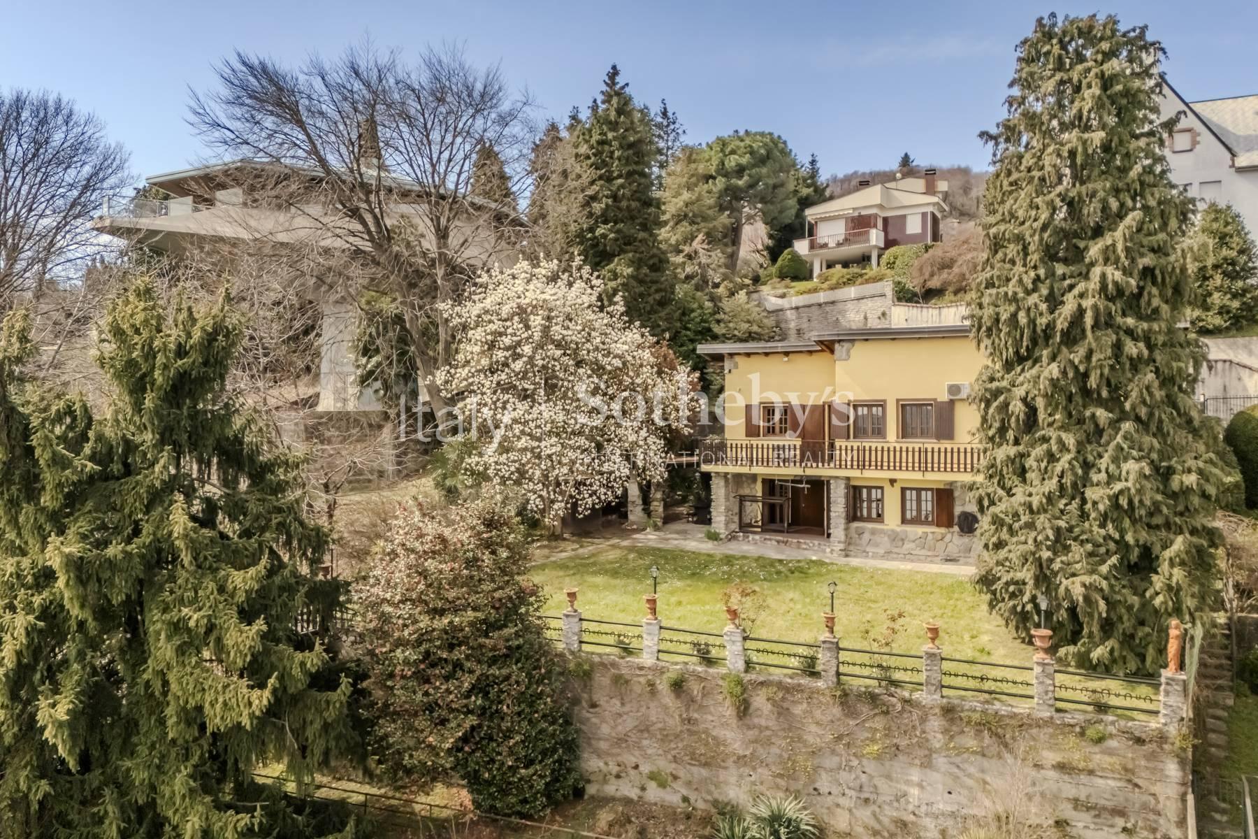 Villa con giardino e vista panoramica, in affitto, Massino Visconti | Sotheby’s Realty Italy - 3