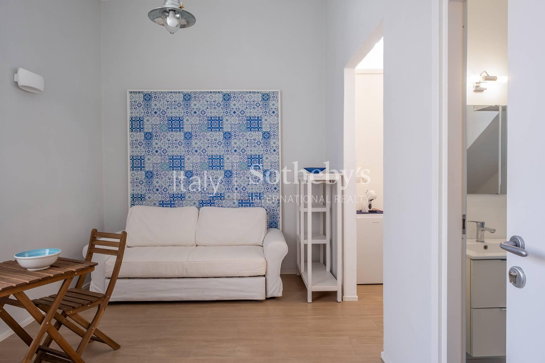 Apartment with panoramic terrace overlooking Ischia harbor - 2