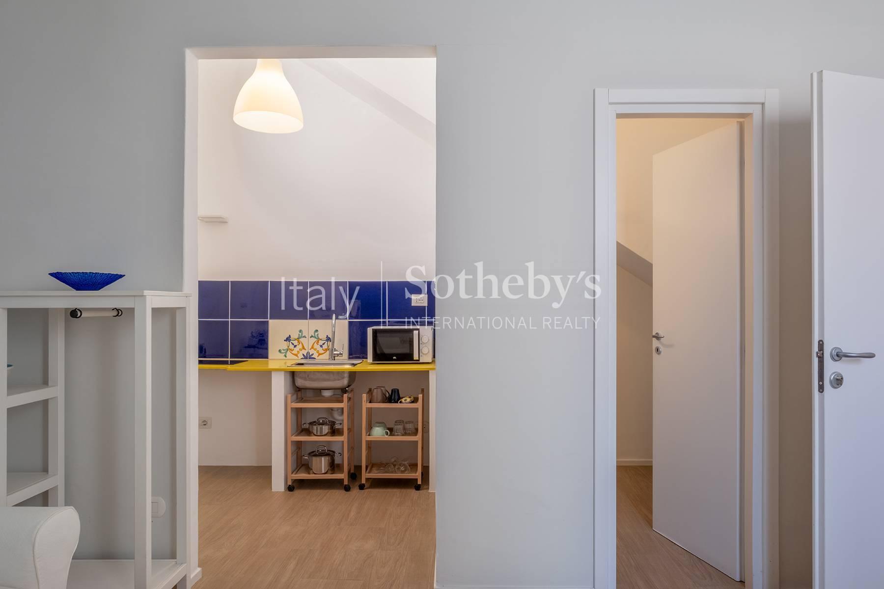 Apartment with panoramic terrace overlooking Ischia harbor - 8