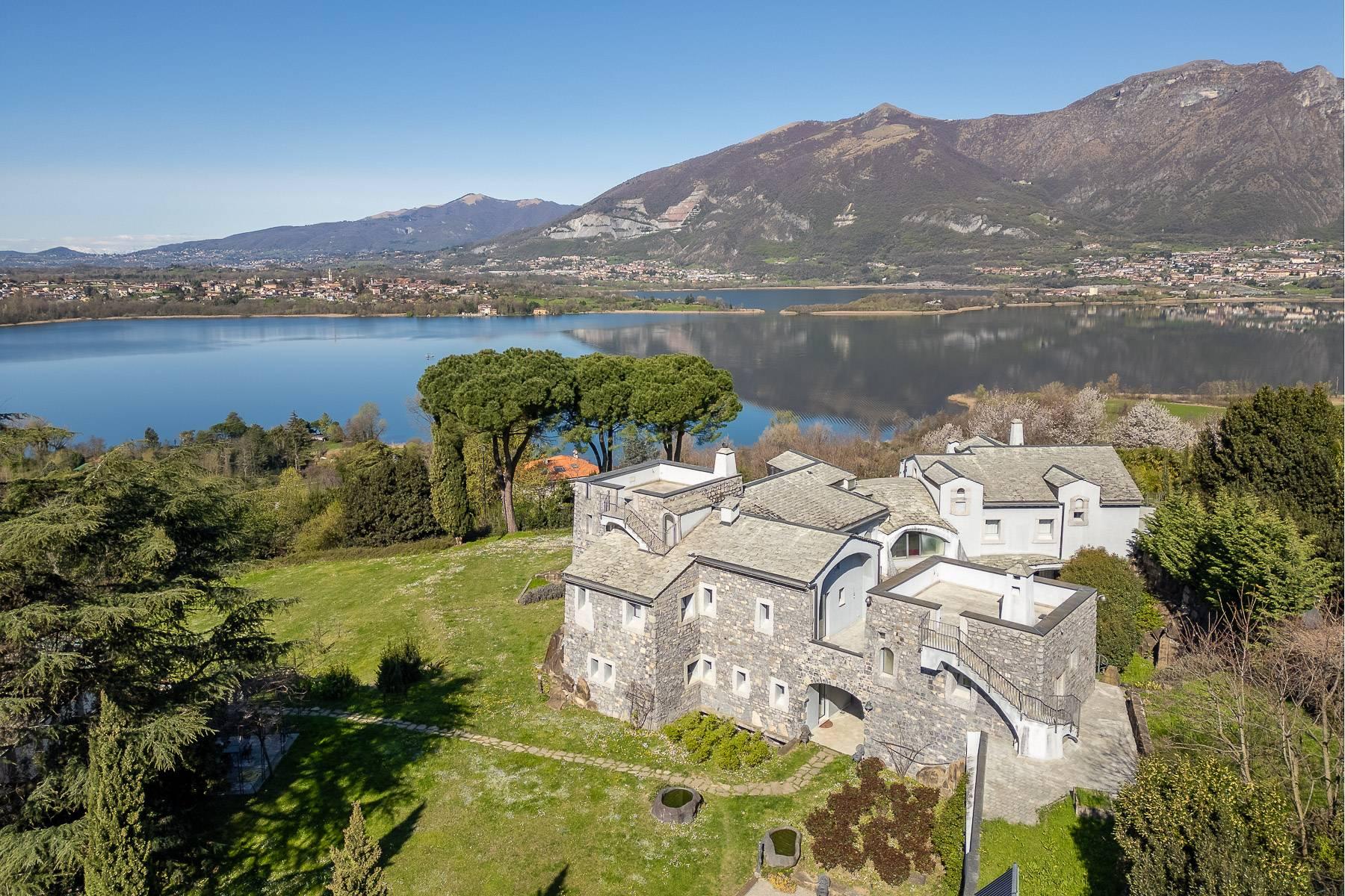 Contemporary Masterpiece Villa - 1
