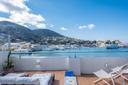 Appartamento con terrazza panoramica sul Porto di Ischia, in vendita, Ischia | Sotheby’s Realty Italy - 1
