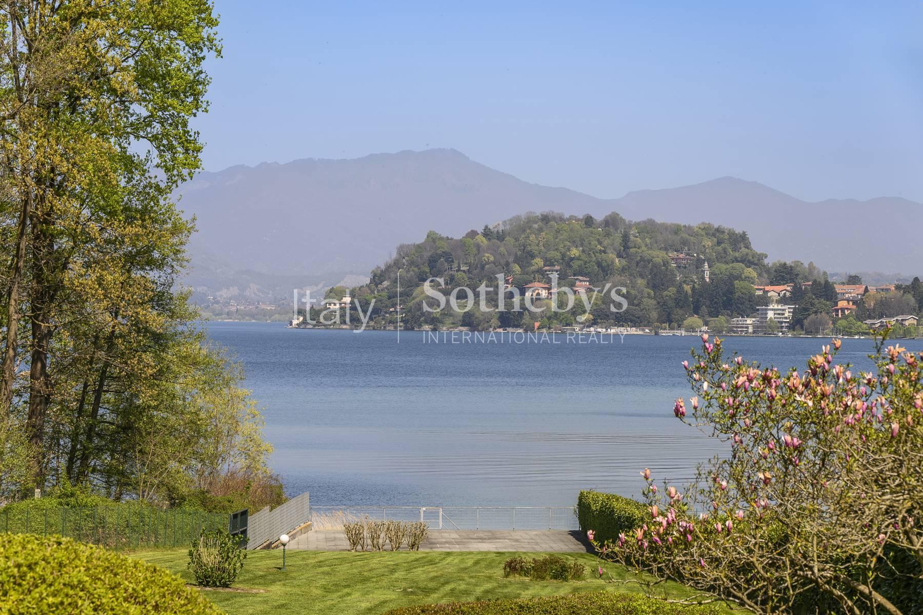 Incantevole villa con accesso diretto al Lago Maggiore, in vendita, Ranco | Sotheby’s Realty Italy - 8