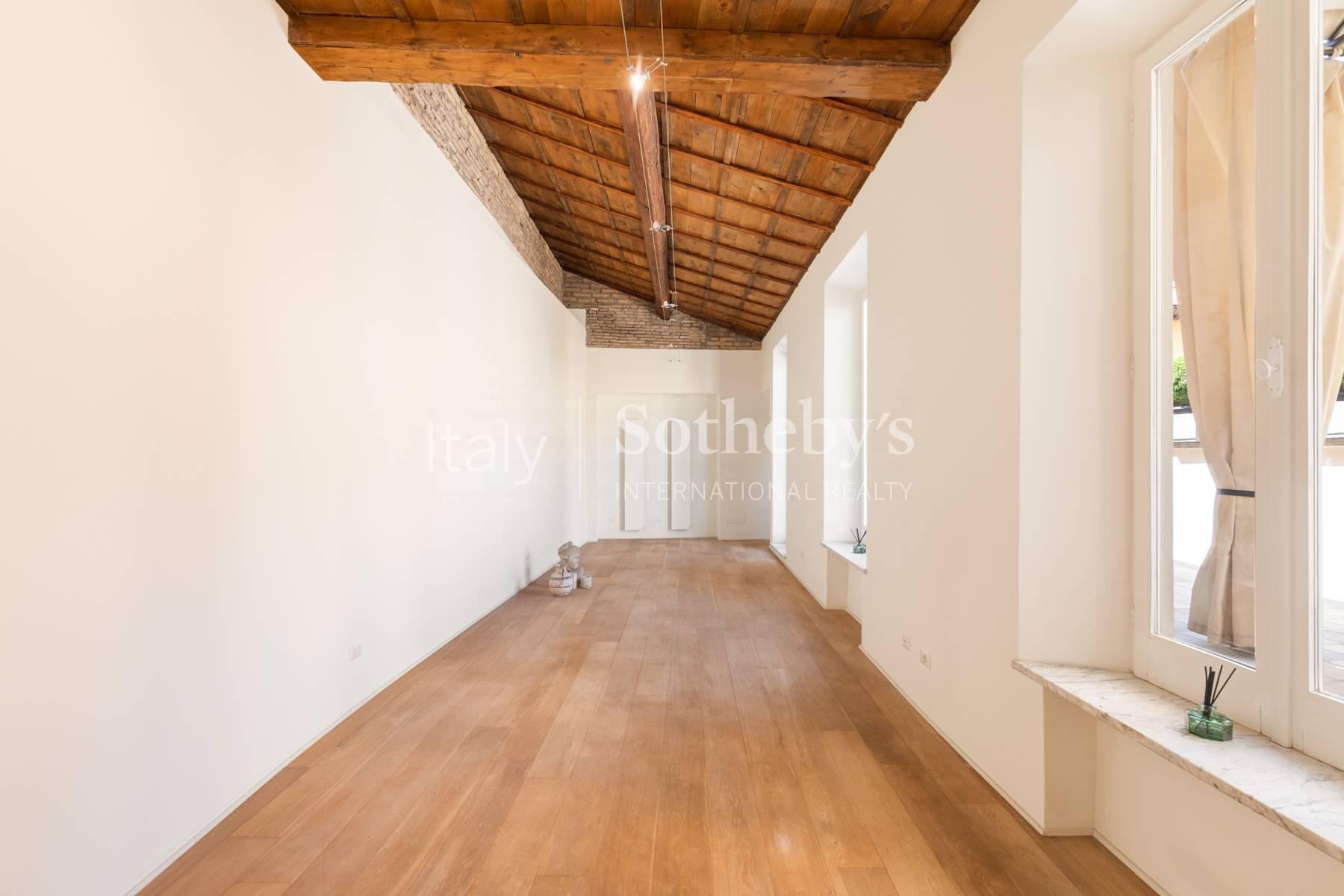 Attico di pregio con vista avvolgente sui tetti di Roma, in vendita, Roma | Sotheby’s Realty Italy - 2