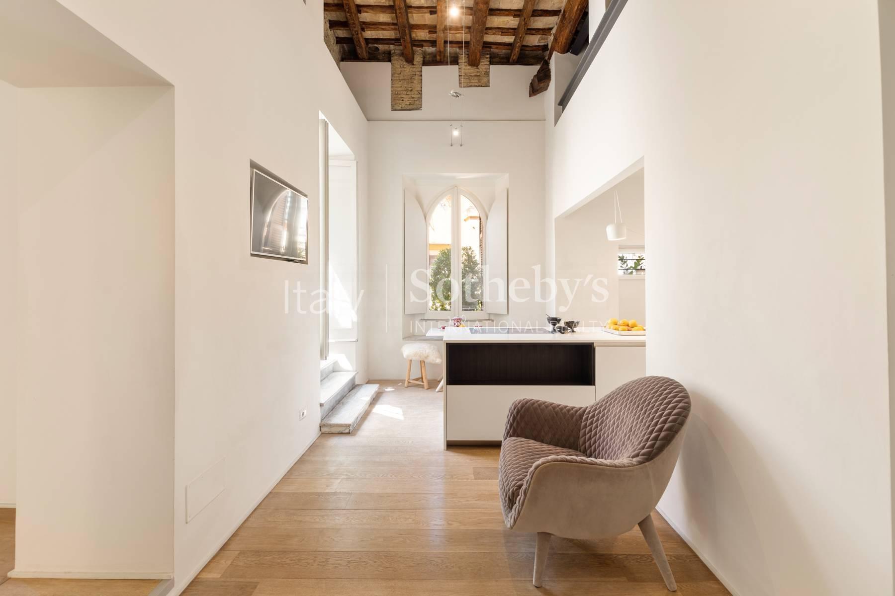 Attico di pregio con vista avvolgente sui tetti di Roma, in vendita, Roma | Sotheby’s Realty Italy - 3