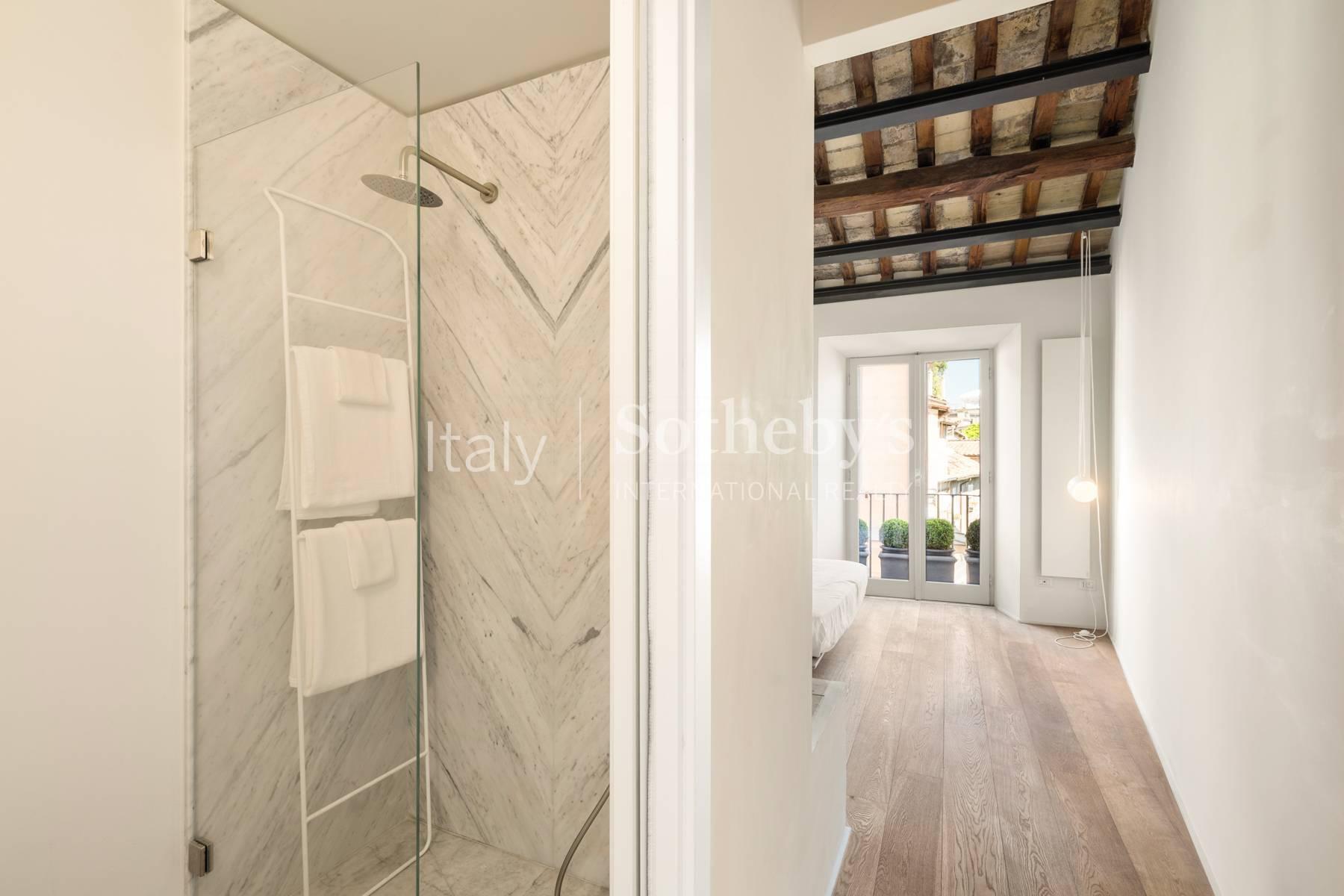 Attico di pregio con vista avvolgente sui tetti di Roma, in vendita, Roma | Sotheby’s Realty Italy - 9