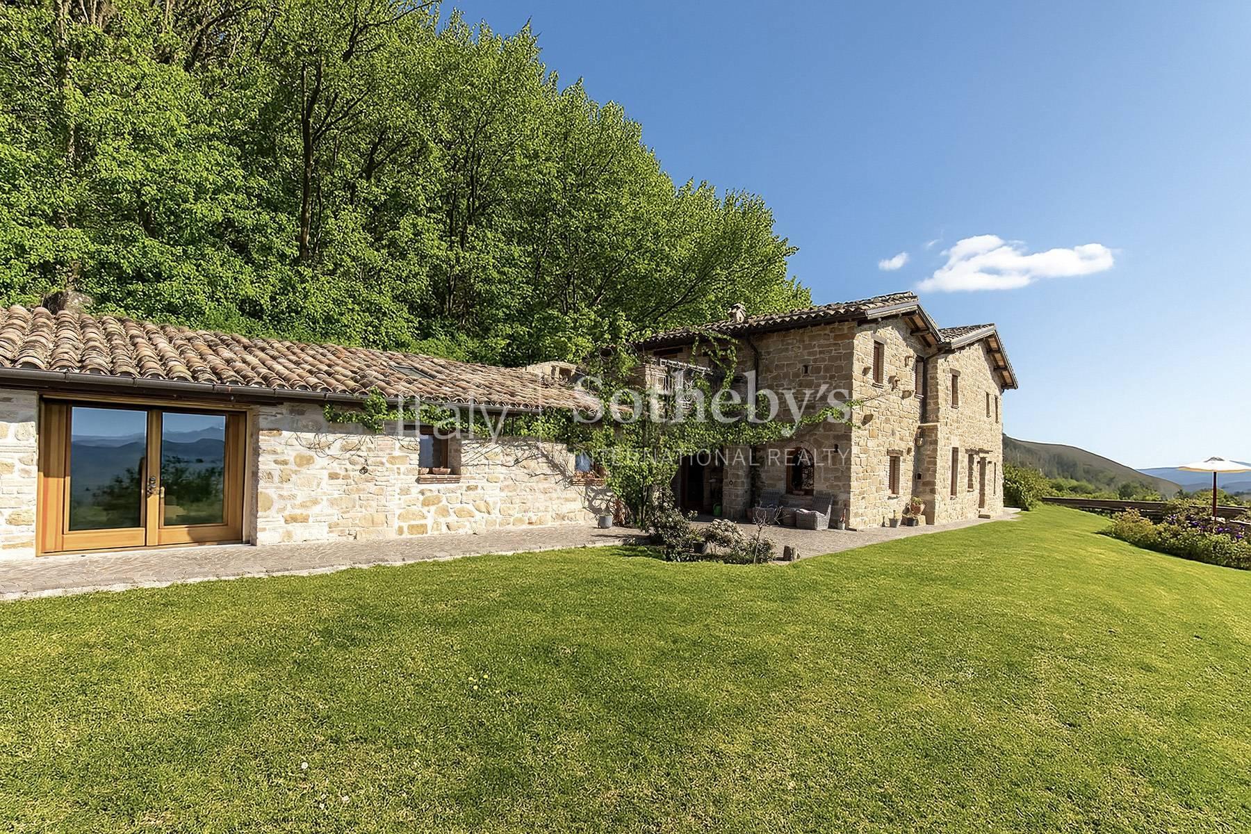 Timeless Elegance in the Heart of Le Marche - 3