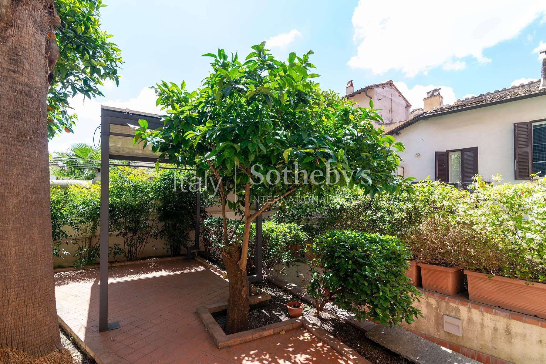 Splendida proprietà con giardino privato, in vendita, Roma | Sotheby’s Realty Italy - 4