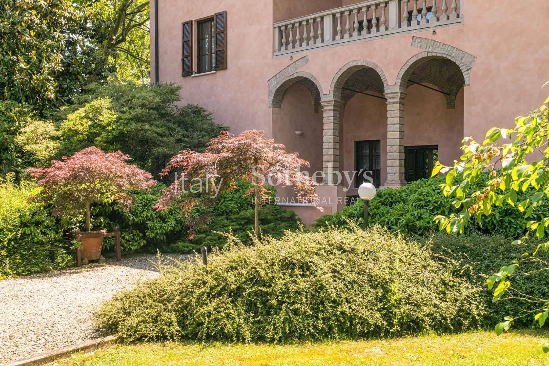 Villa storica con chiesa e tenuta agricola nel cuore di Parma - 2