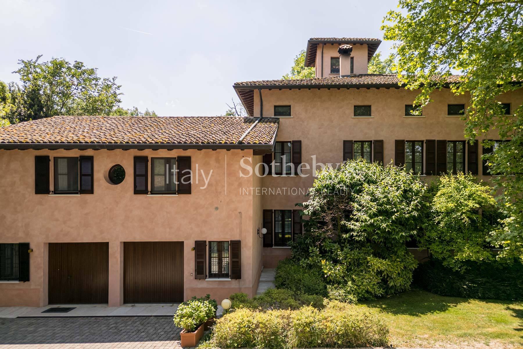 Villa storica con chiesa e tenuta agricola nel cuore di Parma - 4