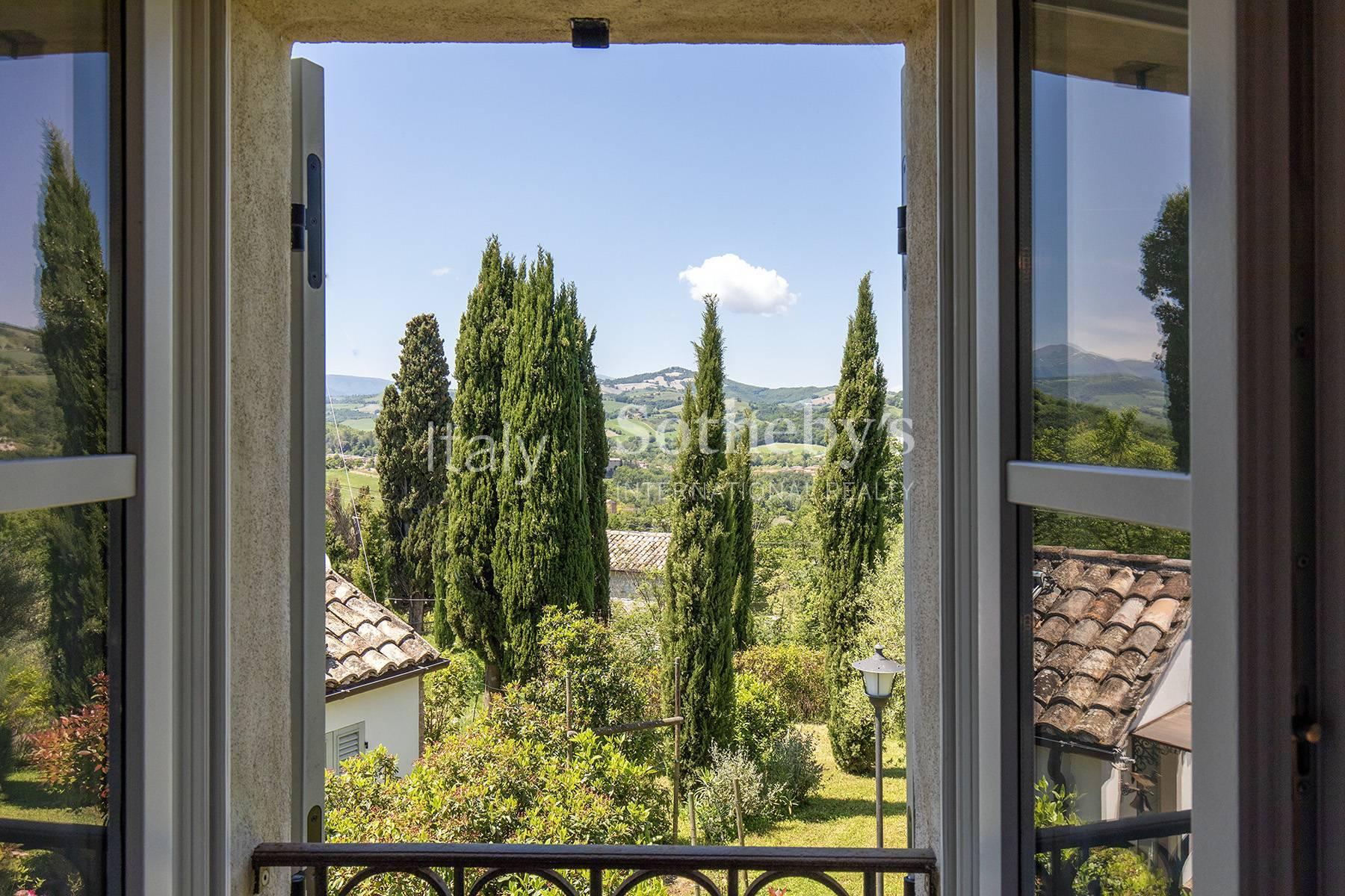 Casale storico con uliveto e piscina - 3