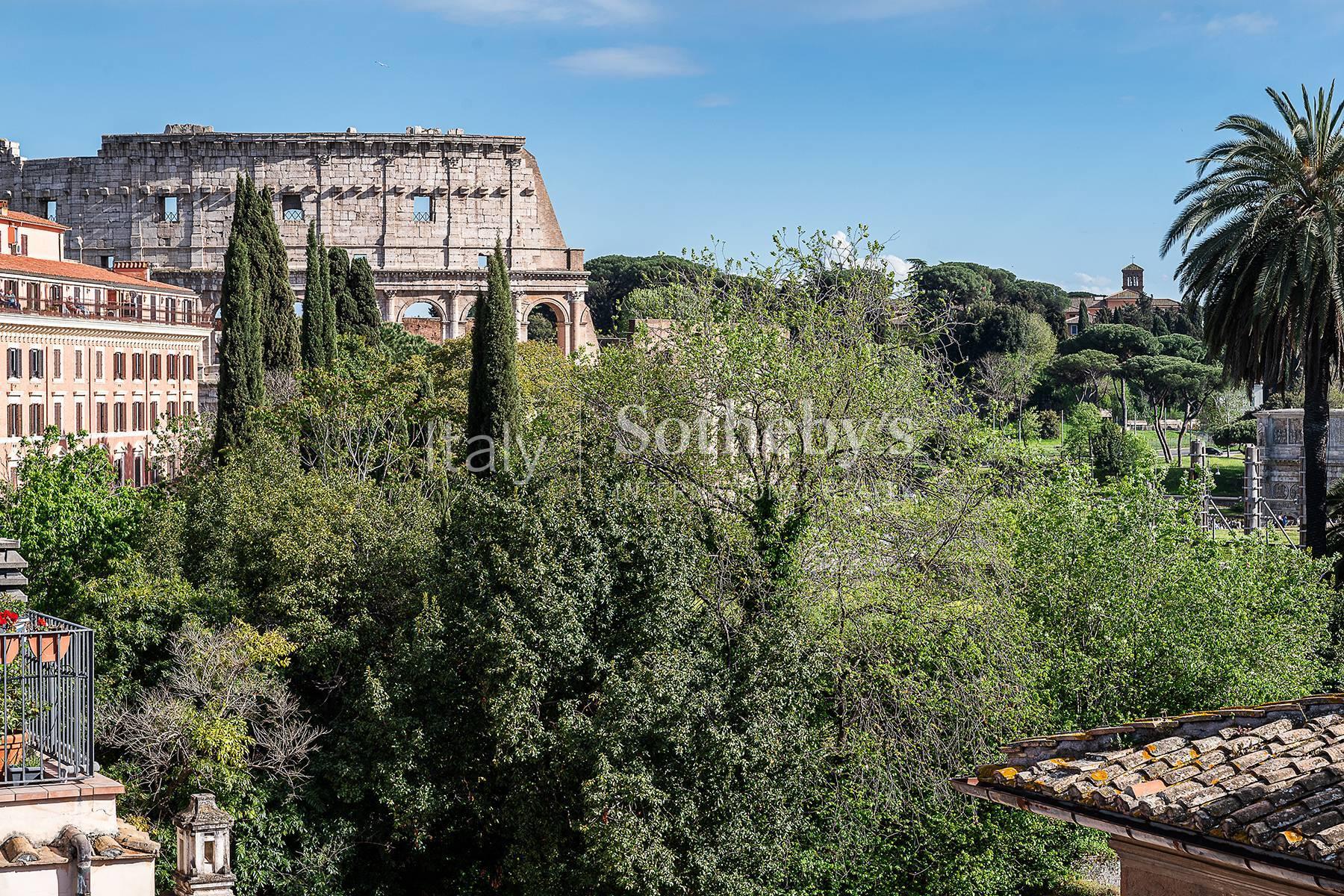 Dimora indipendente con vista su Colosseo e Vittoriano, in vendita, Roma | Sotheby’s Realty Italy - 21