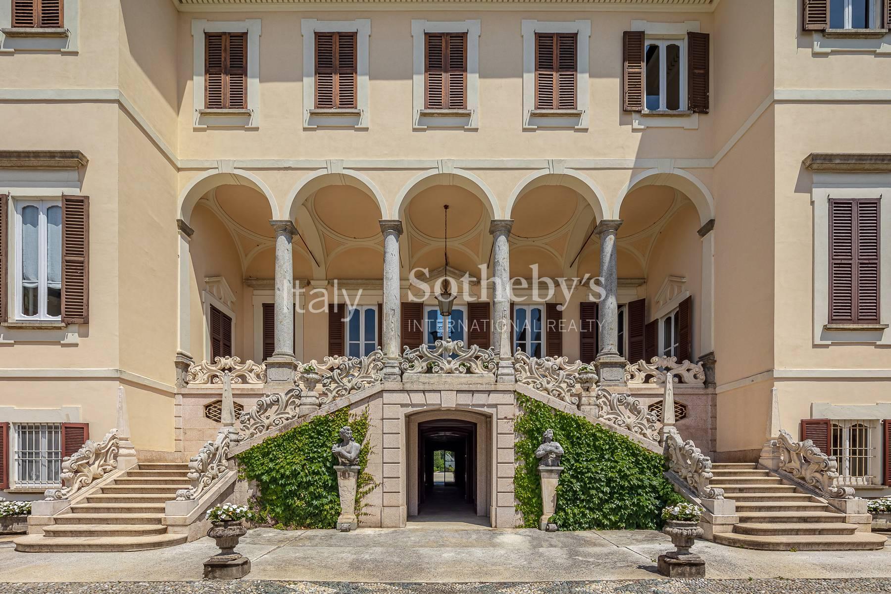 Historic noble floor in an 18th-century villa | Apartment For sale