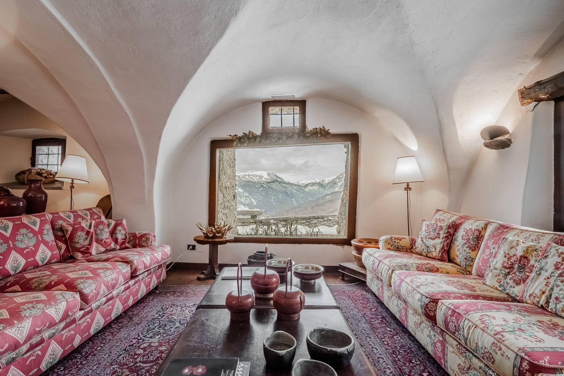 Exquisite chalet in the Alps - 1
