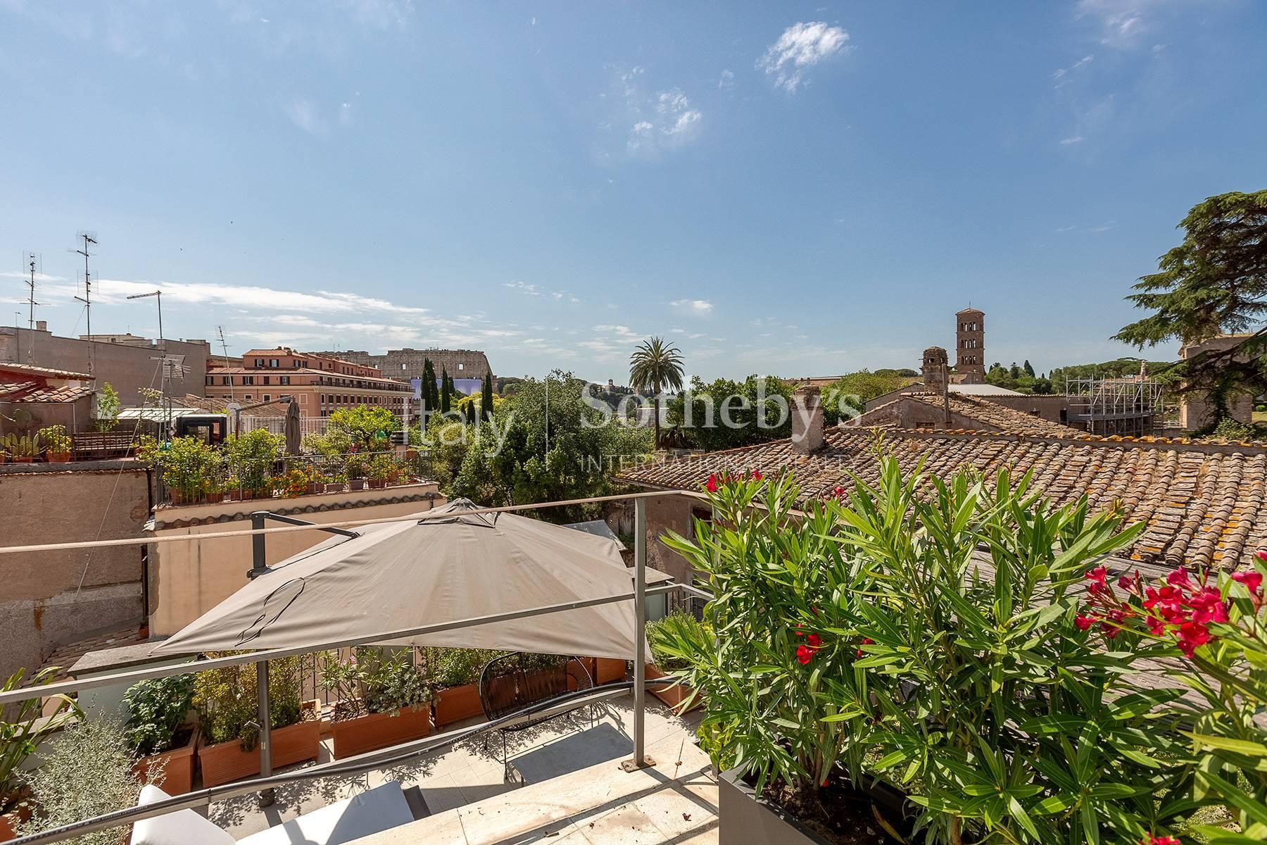Dimora indipendente con vista su Colosseo e Vittoriano, in vendita, Roma | Sotheby’s Realty Italy - 27