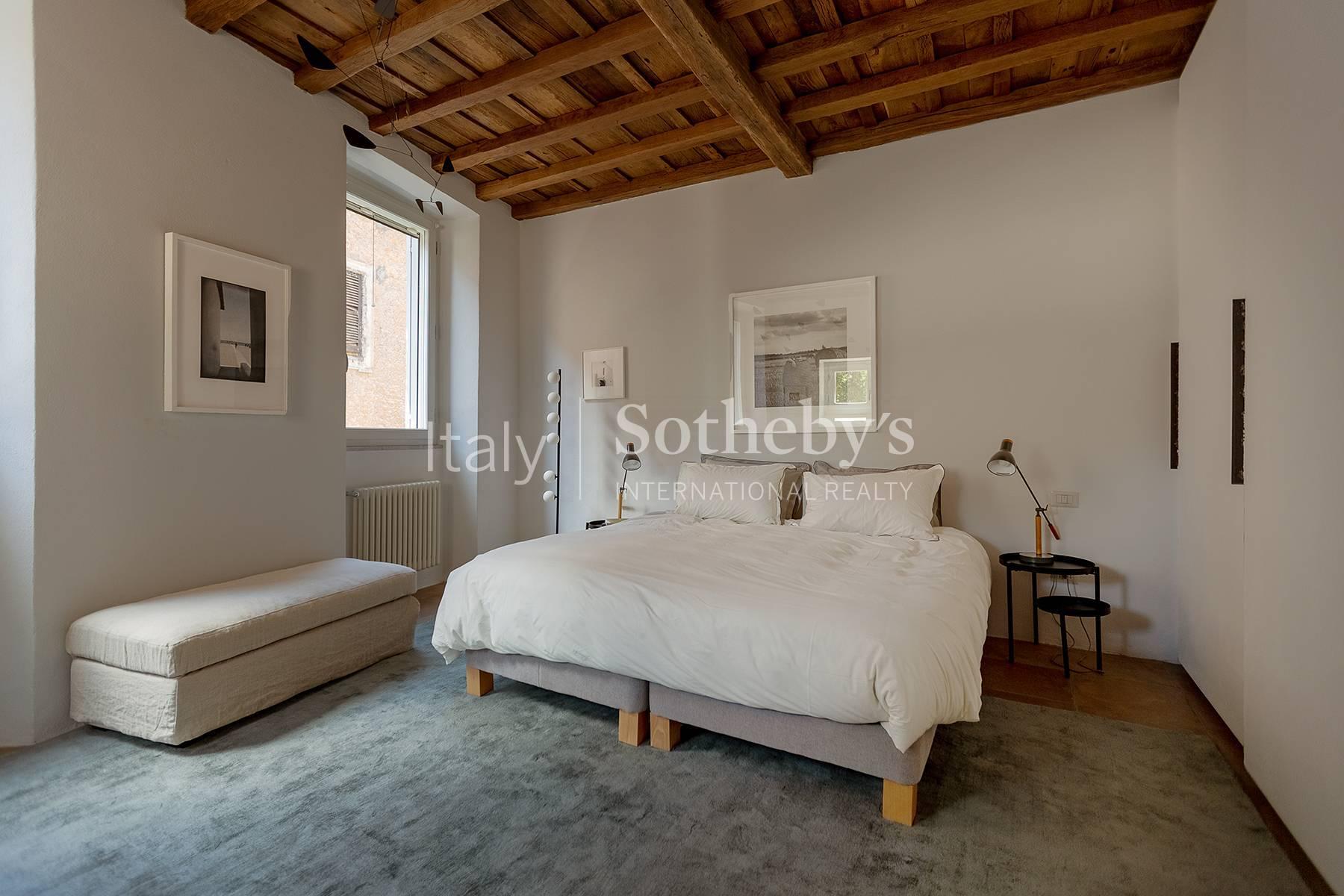 Dimora indipendente con vista su Colosseo e Vittoriano, in vendita, Roma | Sotheby’s Realty Italy - 10