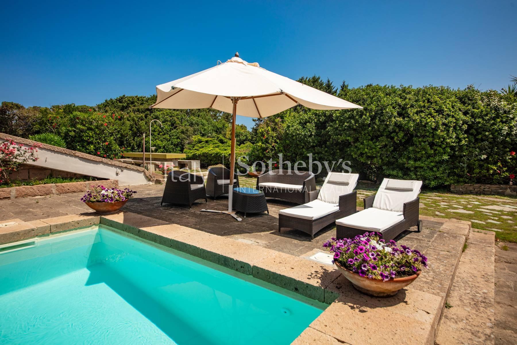 Villa con piscina a due passi dal mare a Stintino, in vendita, Stintino | Sotheby’s Realty Italy - 4