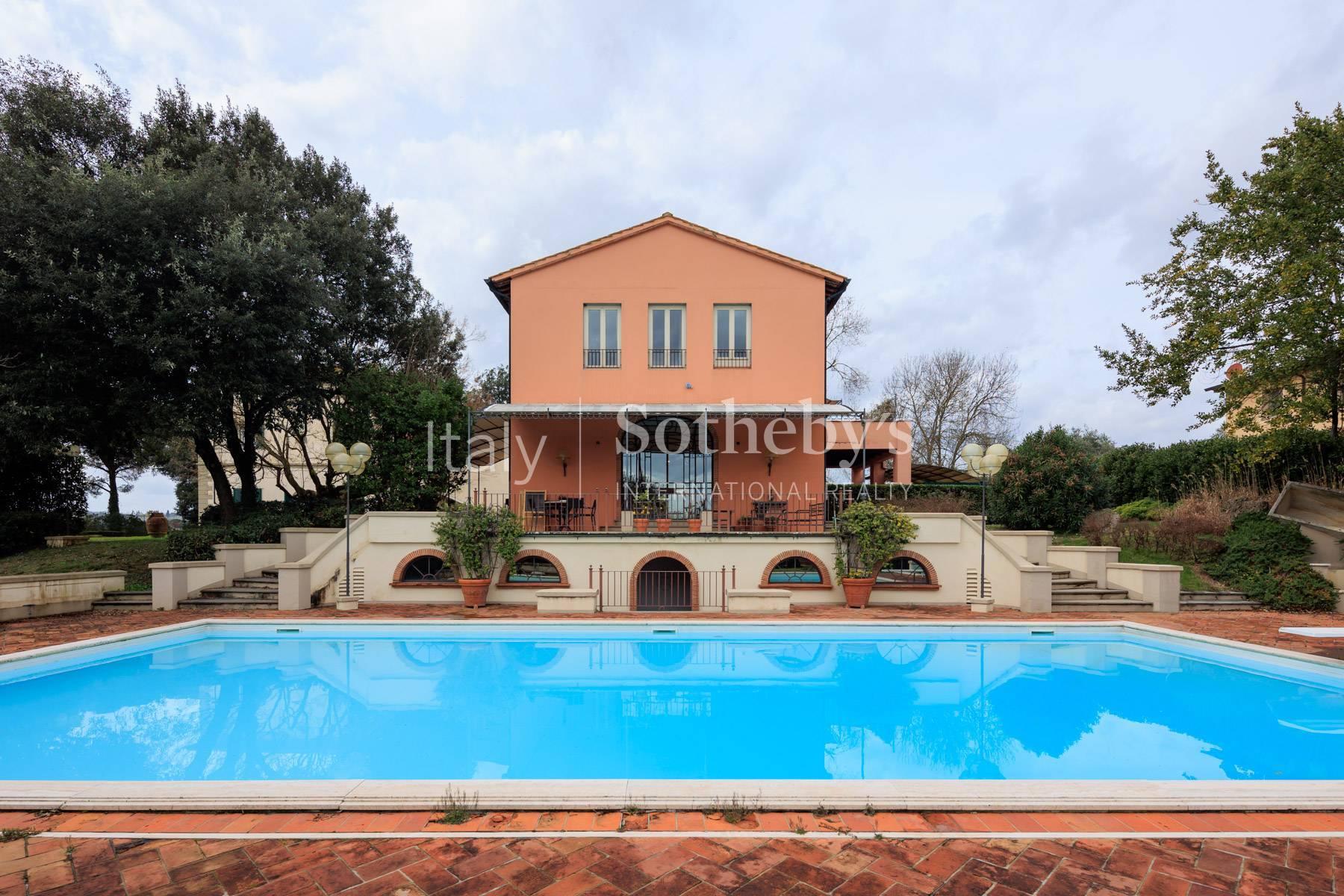 Villa con dépendance e vigneto in Toscana - 2