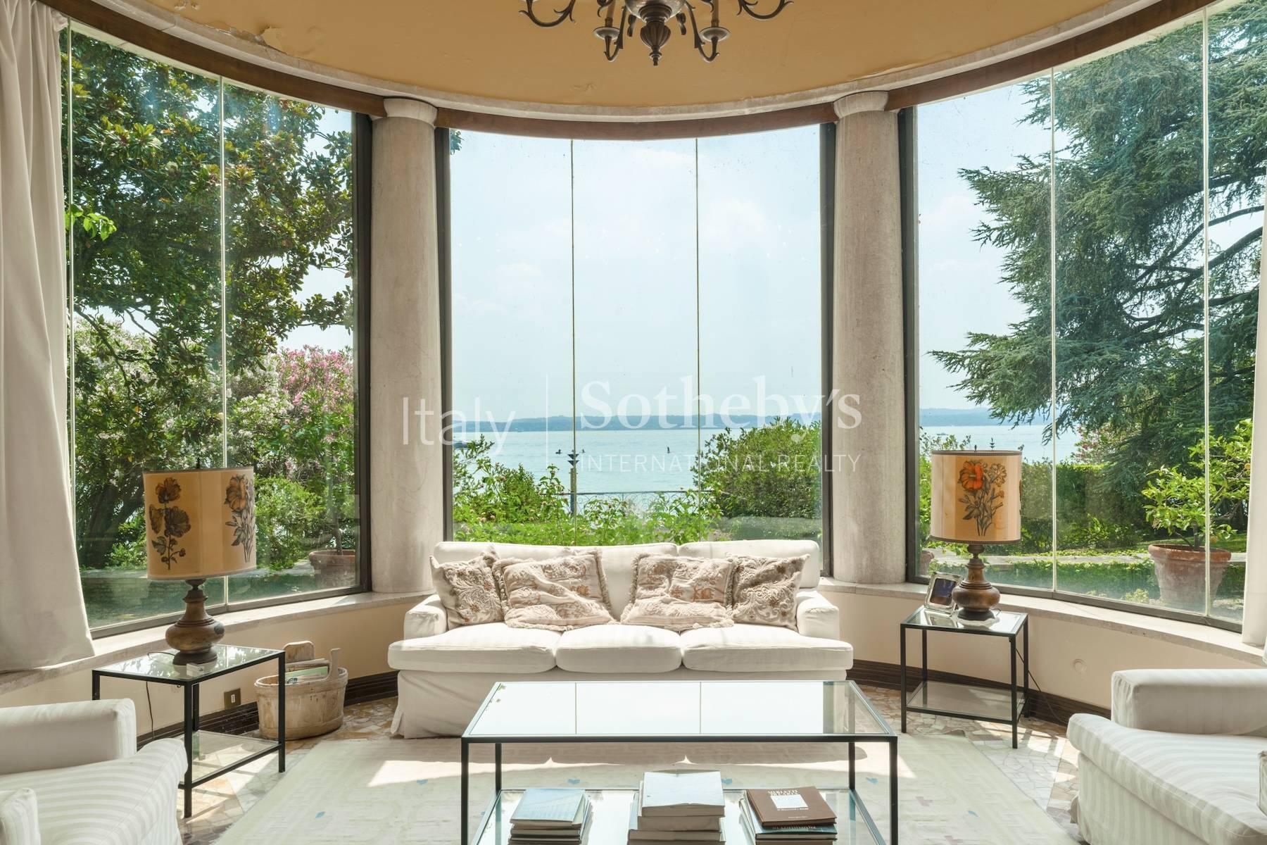 Unrivalled waterfront estate on Lake Garda - 5