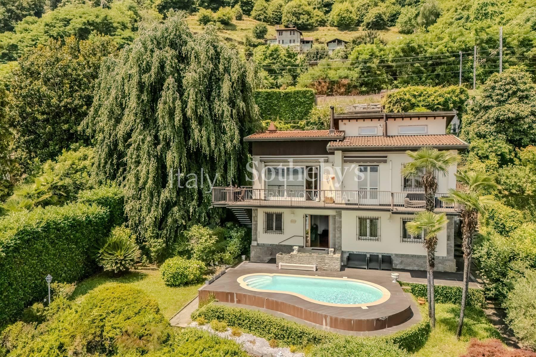 Elegante Villa con Piscina sul Lago Maggiore, in vendita, Lesa | Sotheby’s Realty Italy - 2